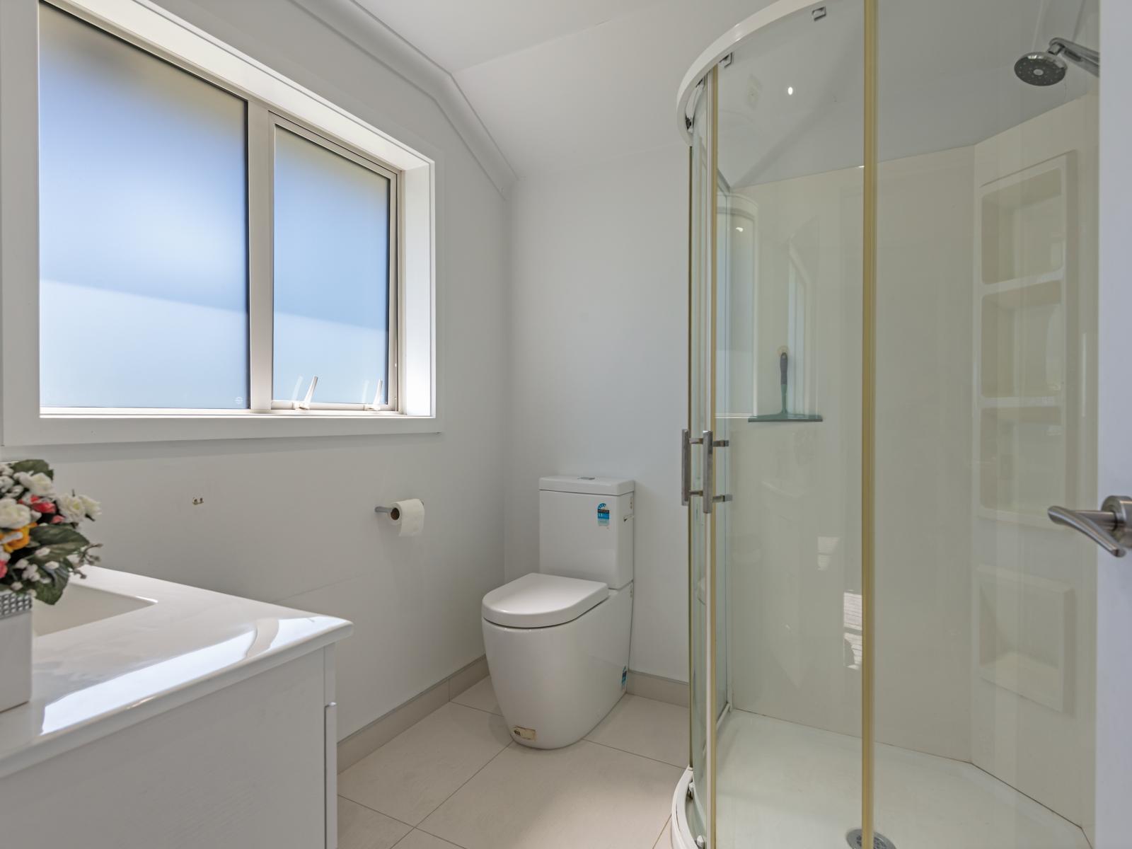2 Tutakarae Road, Kelvin Grove