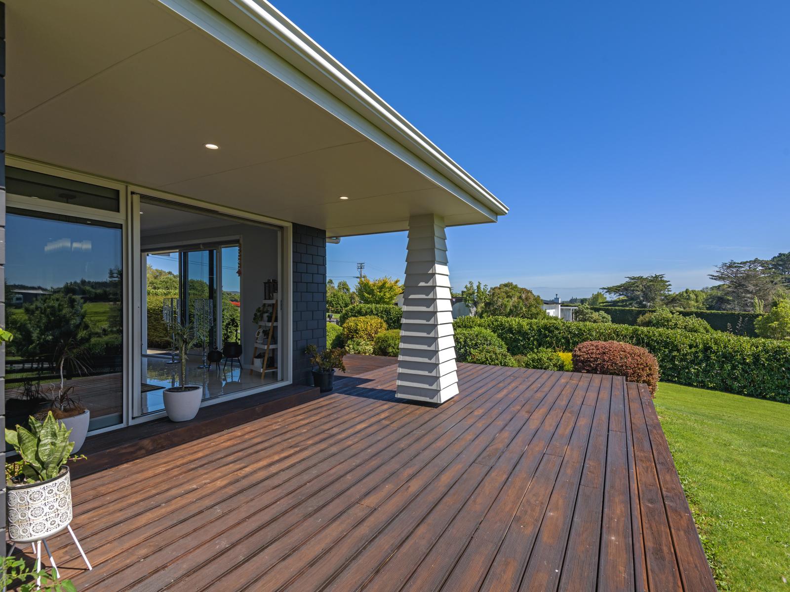 2 Tutakarae Road, Kelvin Grove