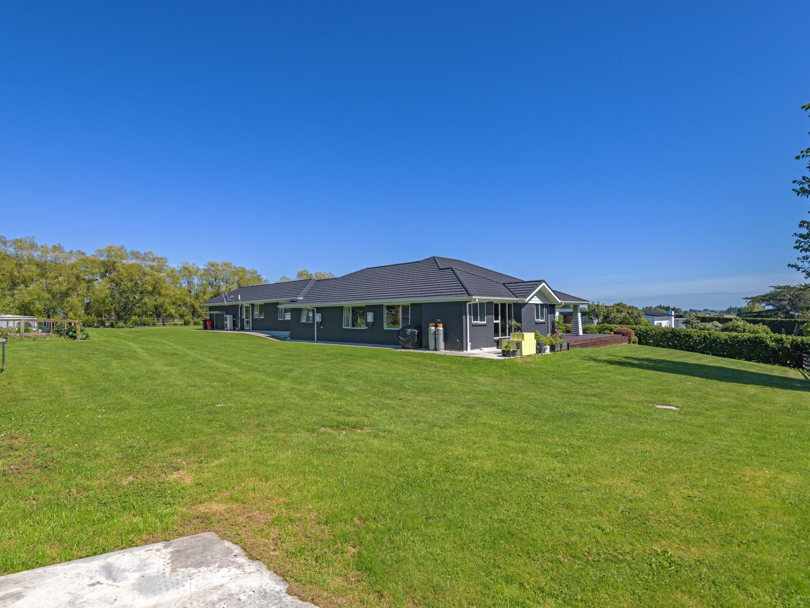 2 Tutakarae Road, Kelvin Grove