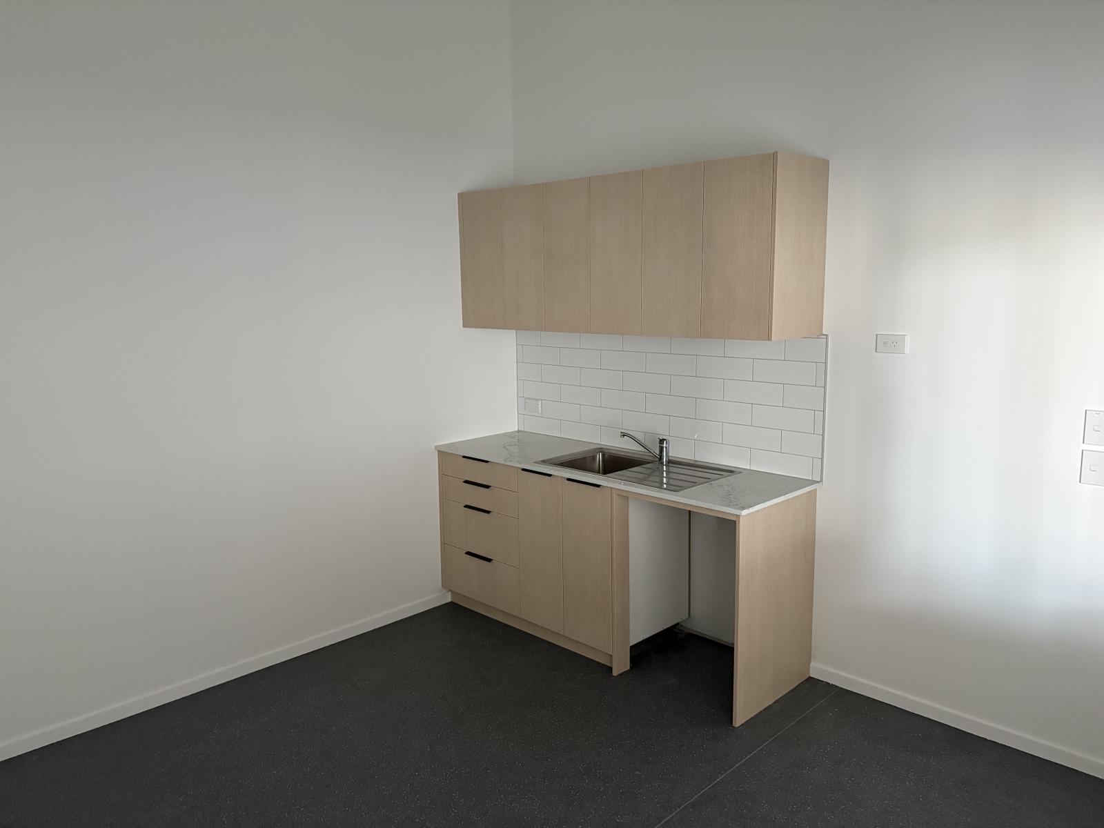1004 Karamu Road North, Mayfair