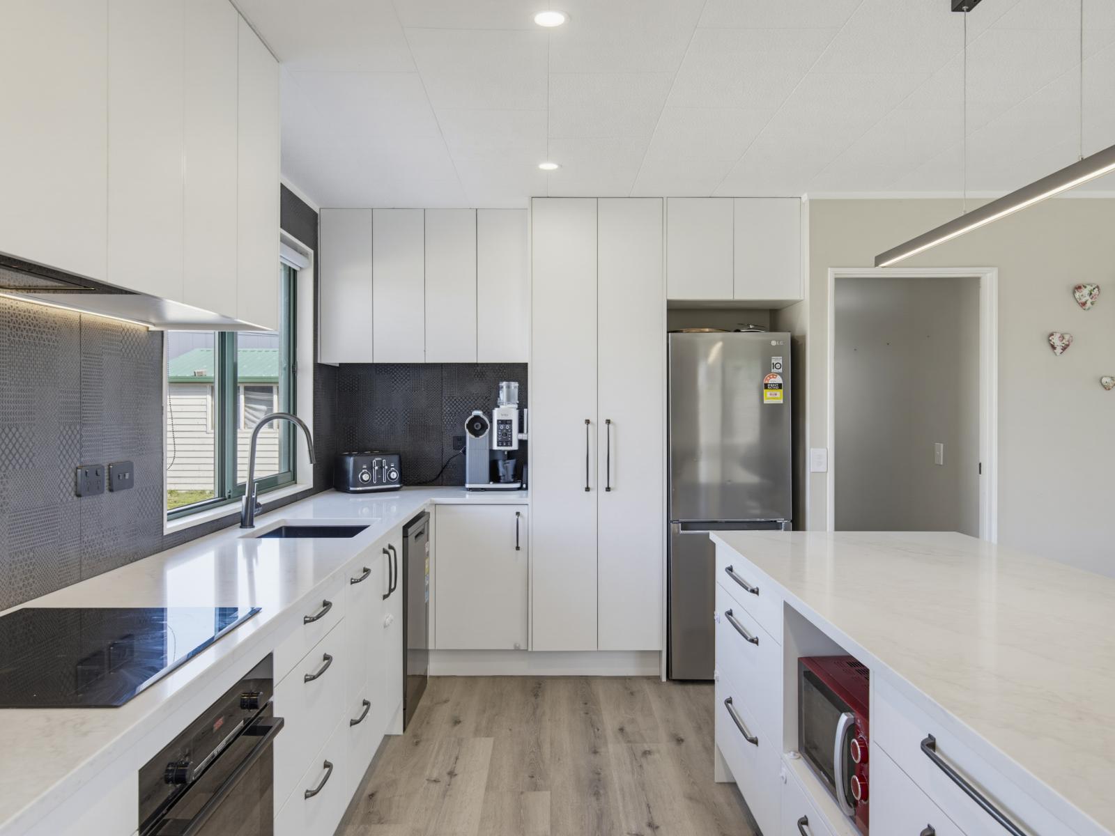 16B Karaka Street, Otaki Beach