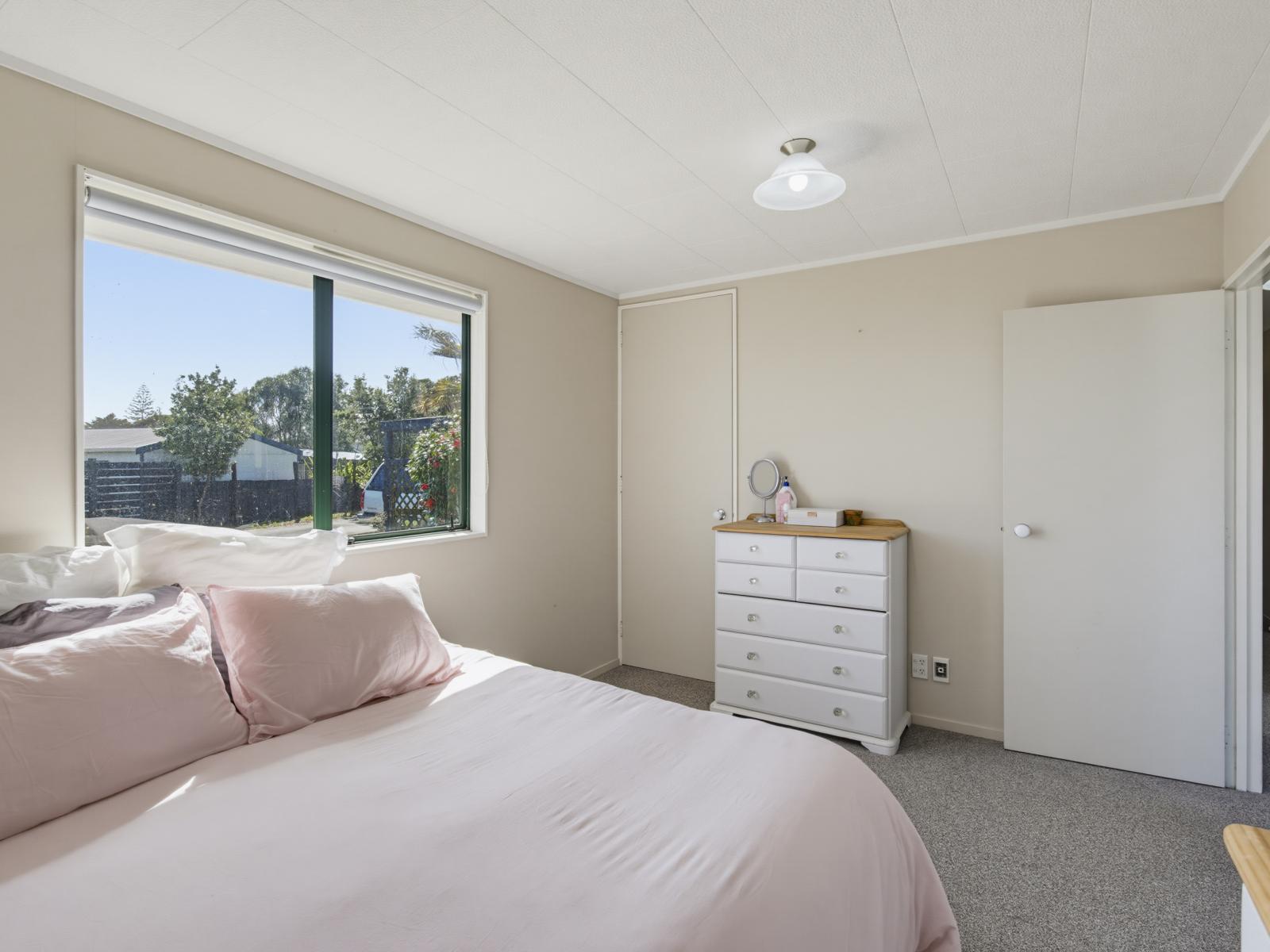 16B Karaka Street, Otaki Beach