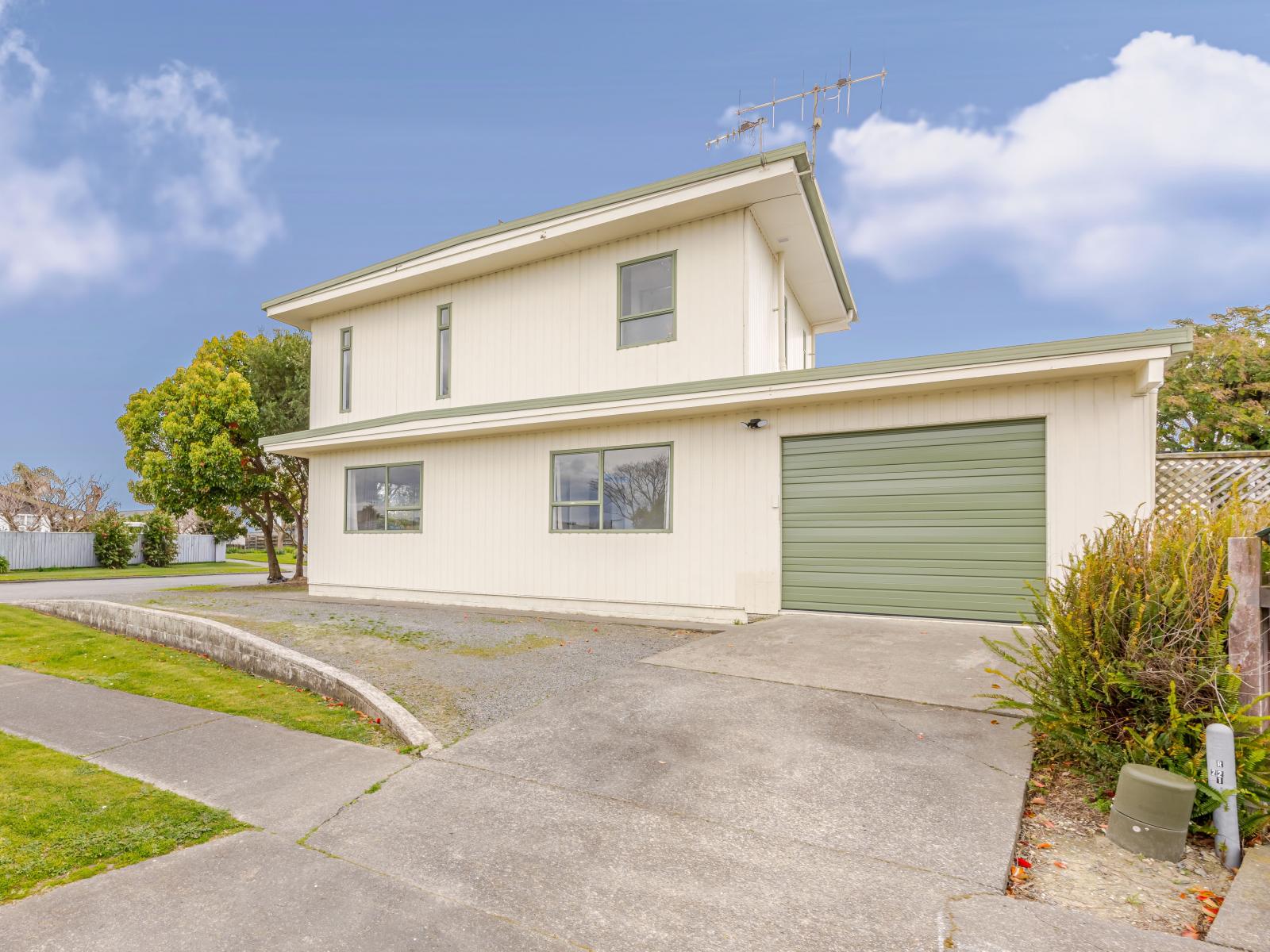 2 Lomond Place, Tamatea