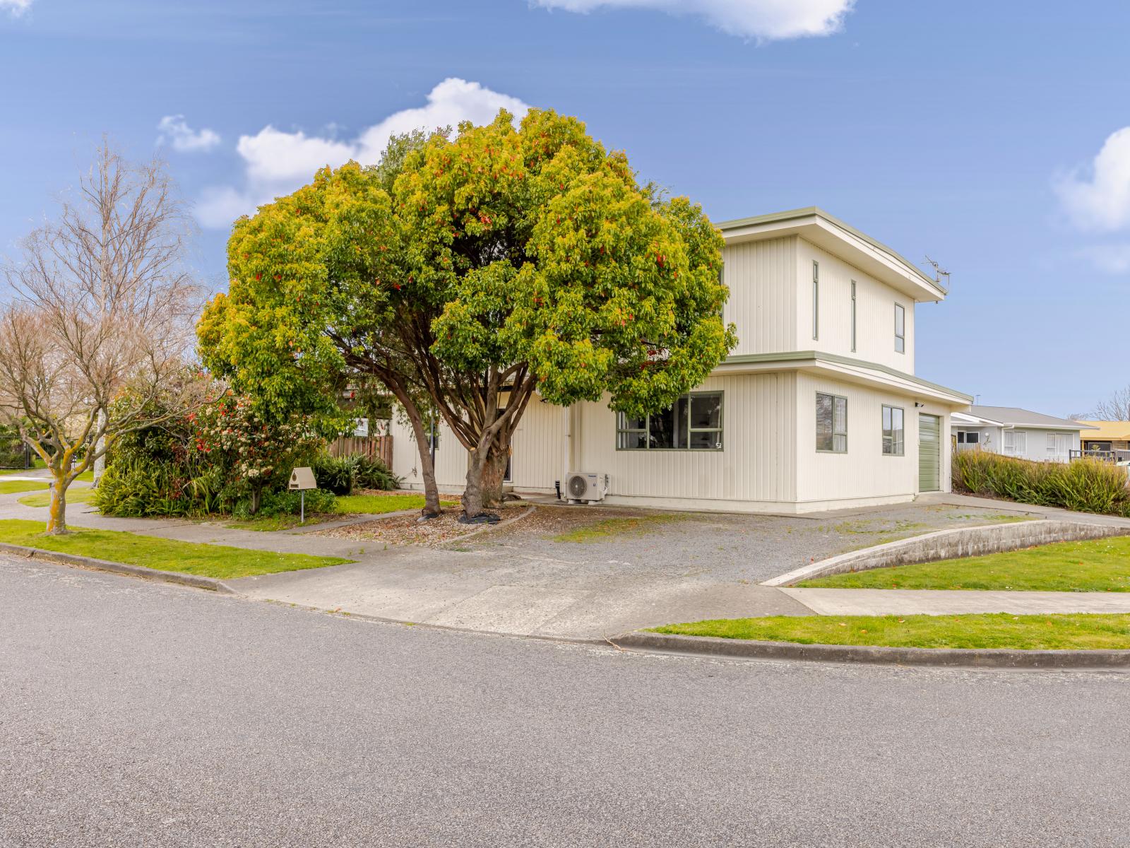 2 Lomond Place, Tamatea