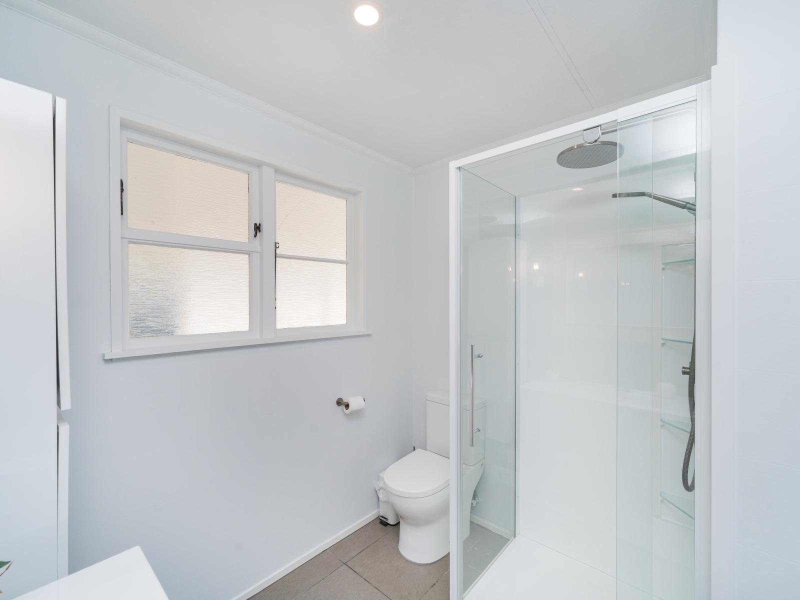 1 Sutherland Crescent, Westbrook