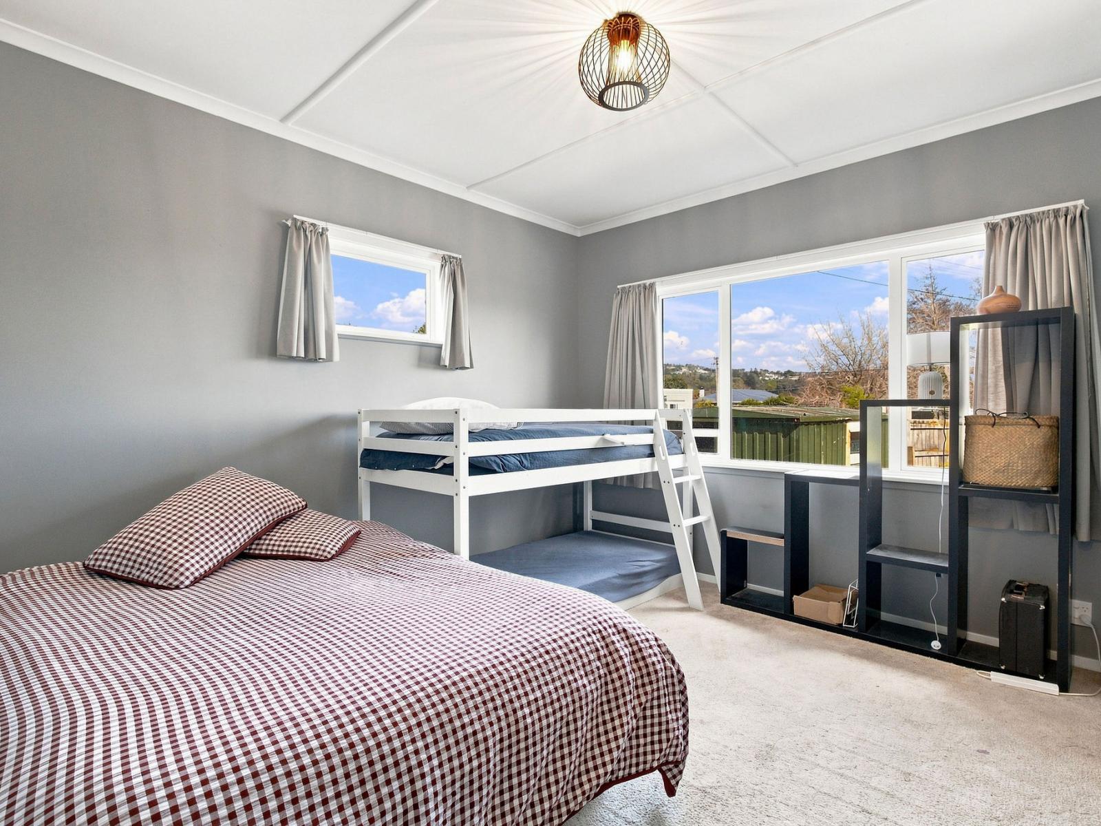 12 Tanguru Street, Whanganui East