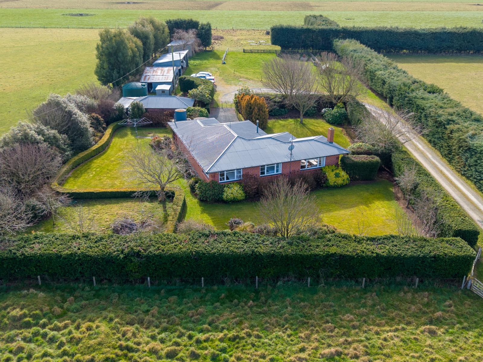 2898 Thompsons Track, Lauriston