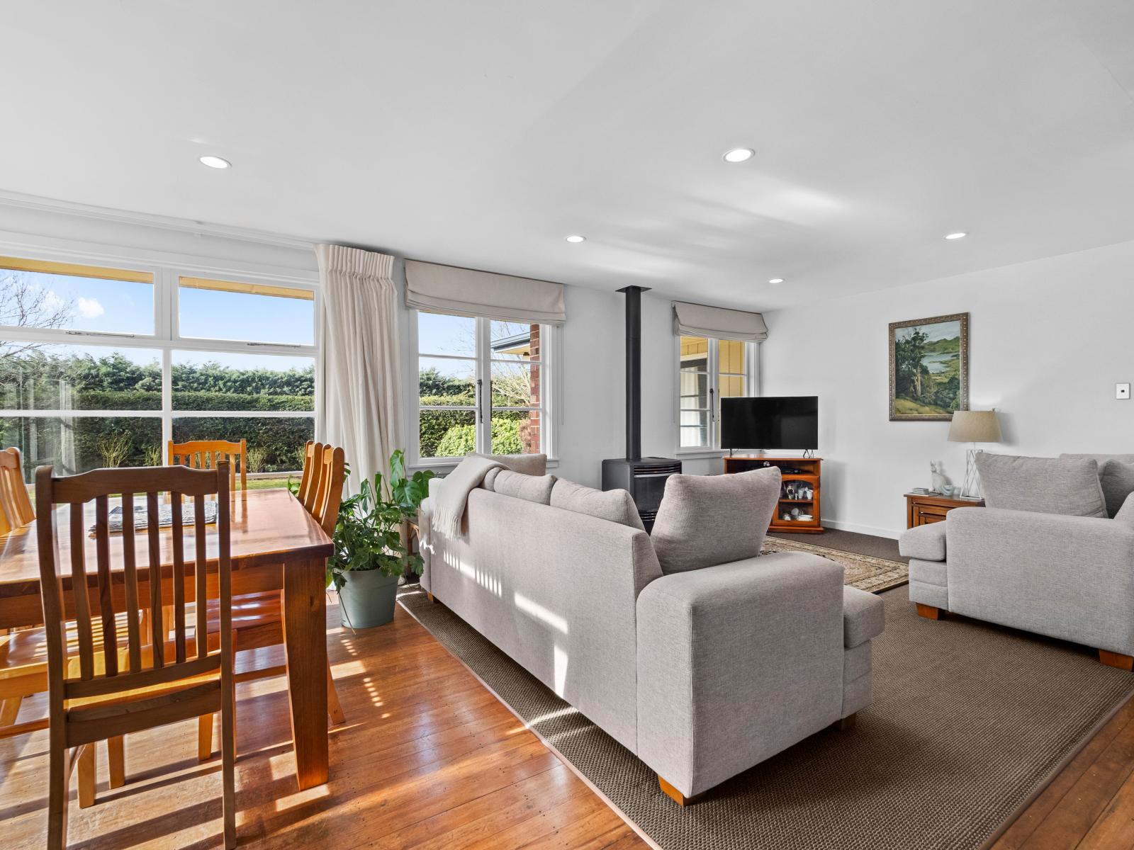 2898 Thompsons Track, Lauriston