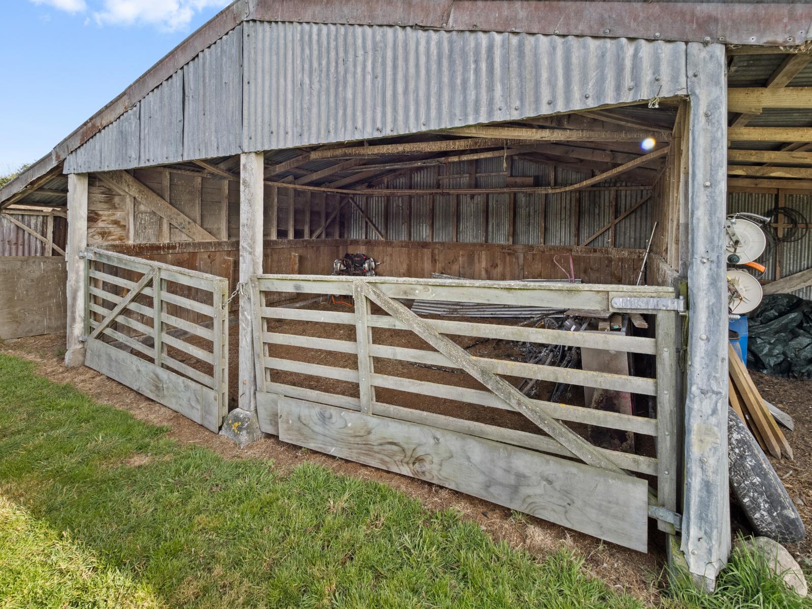 2898 Thompsons Track, Lauriston