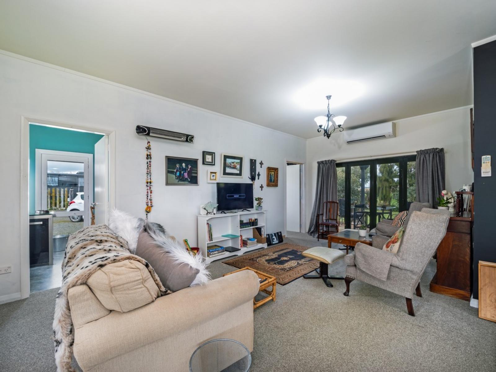 111 Bowman Road, Woodville