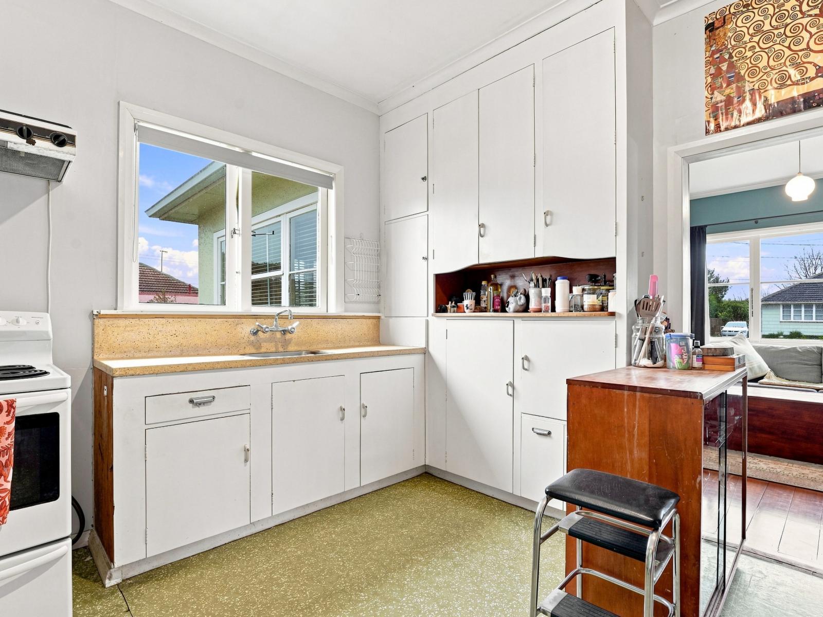 2 Matarawa Street, Whanganui East
