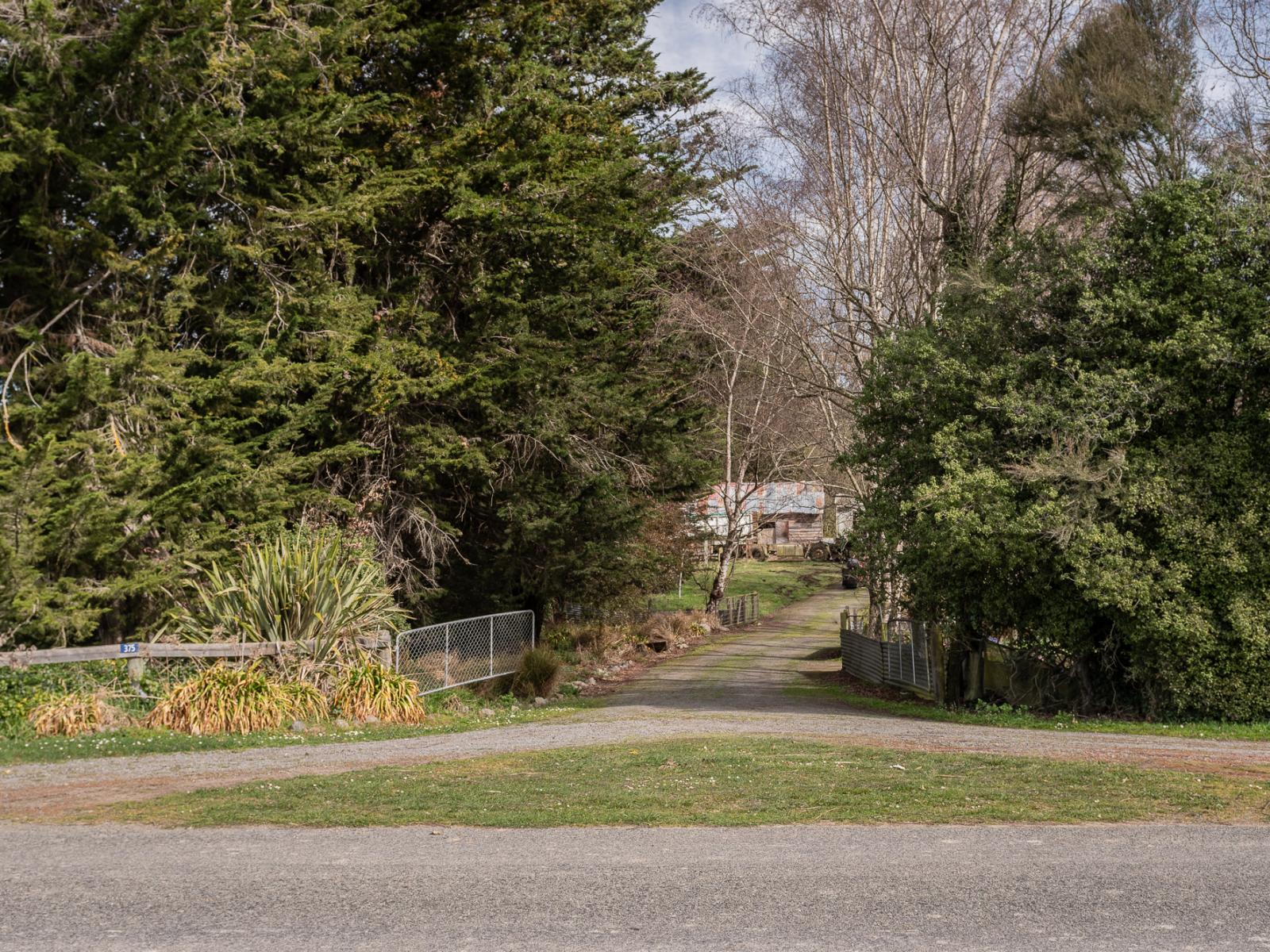 375 Monument Road, Pleasant Point