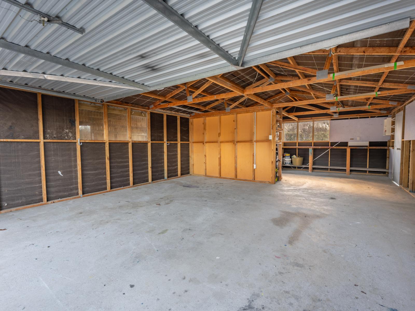 590 Woodbury Road, Woodbury