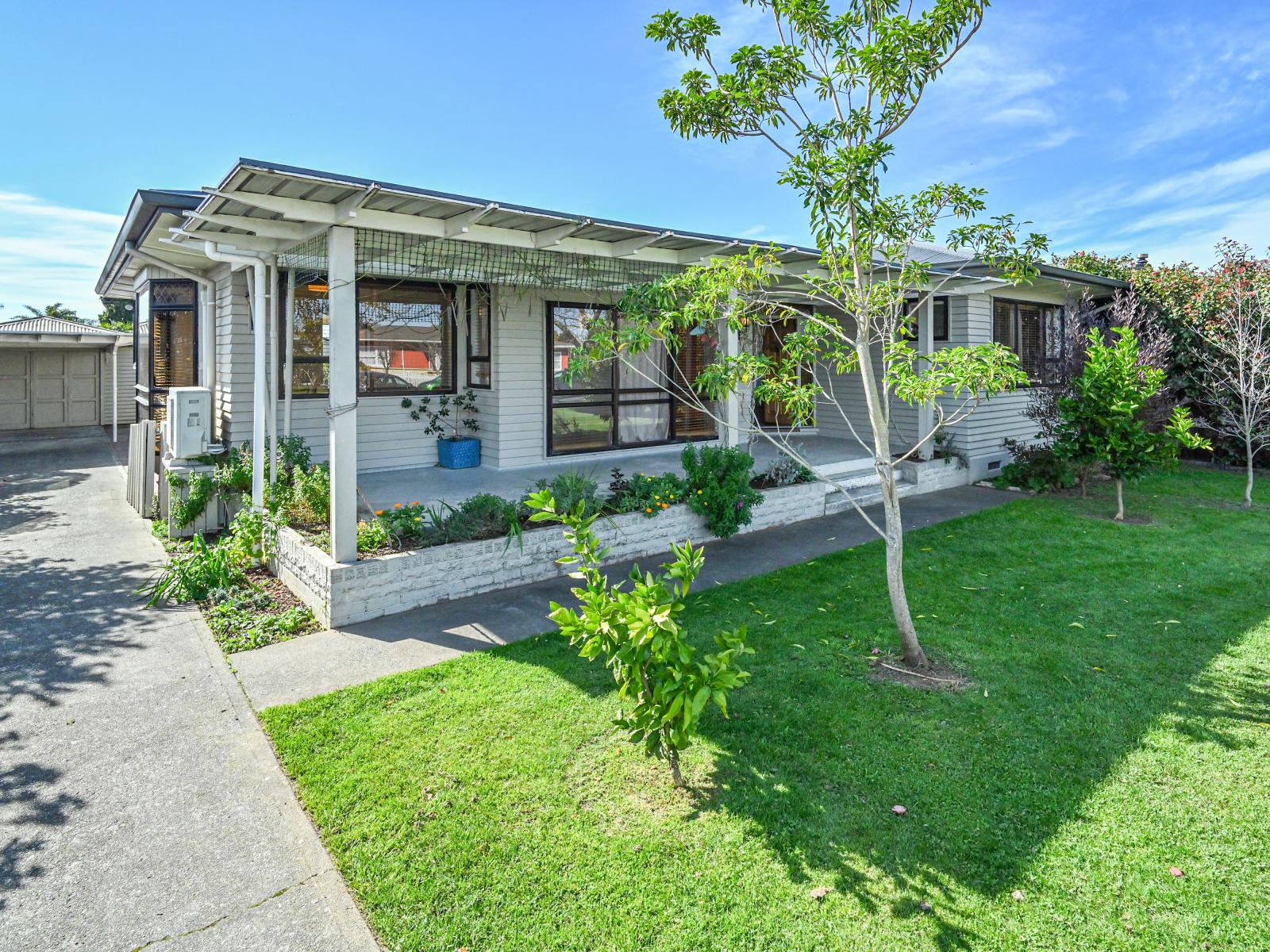807 Oxford Street, St Leonards
