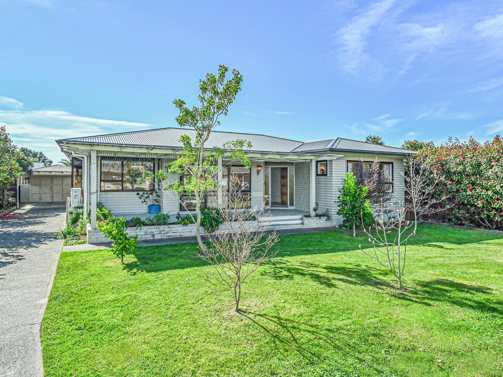 807 Oxford Street, St Leonards