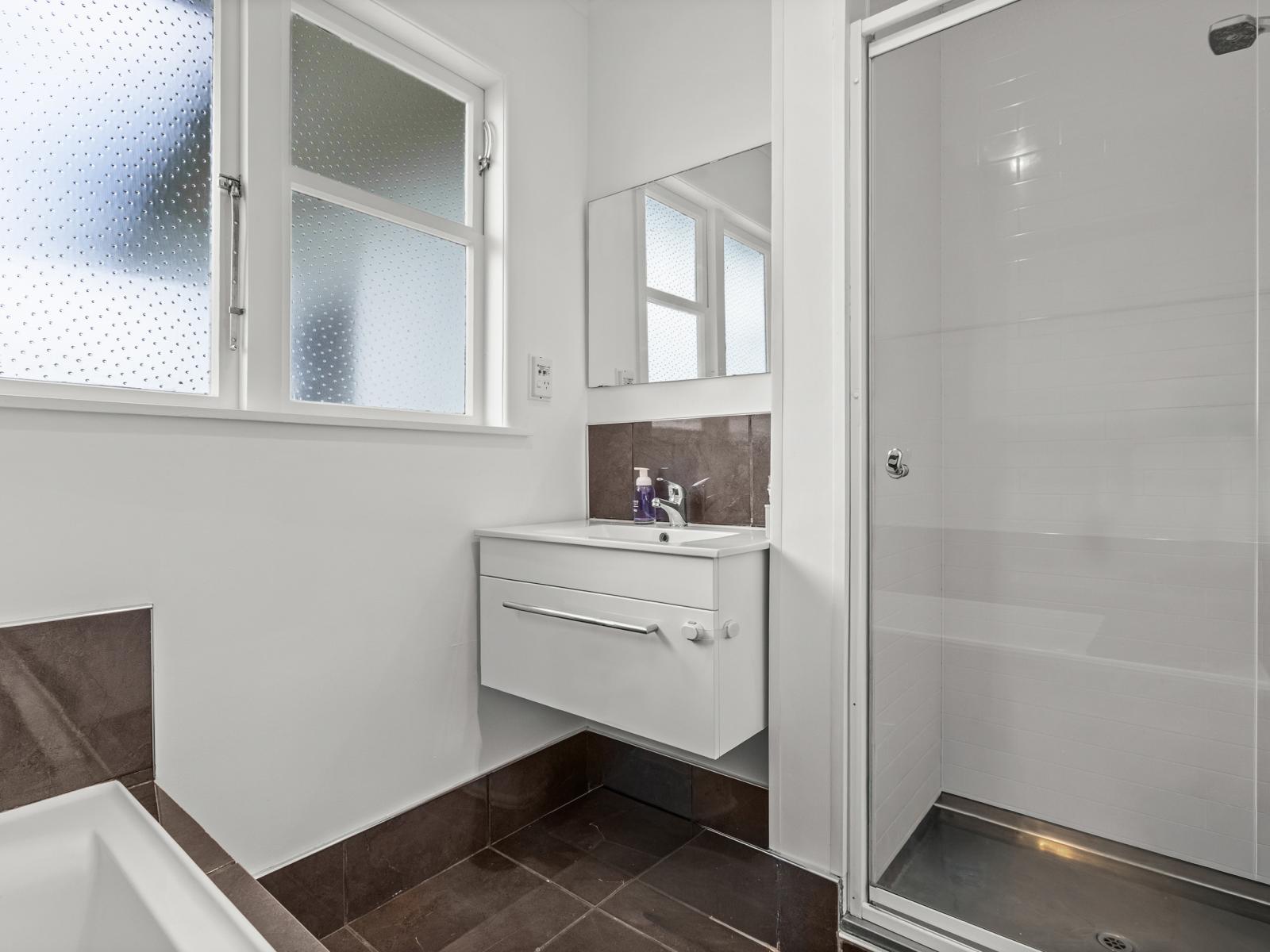 1305 Briggs Place, Mayfair