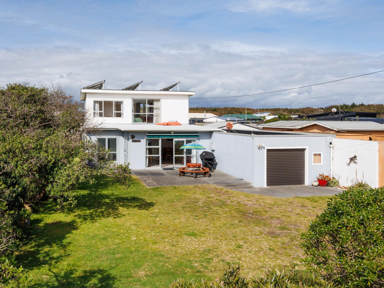 31 Hunia Terrace, Himatangi Beach