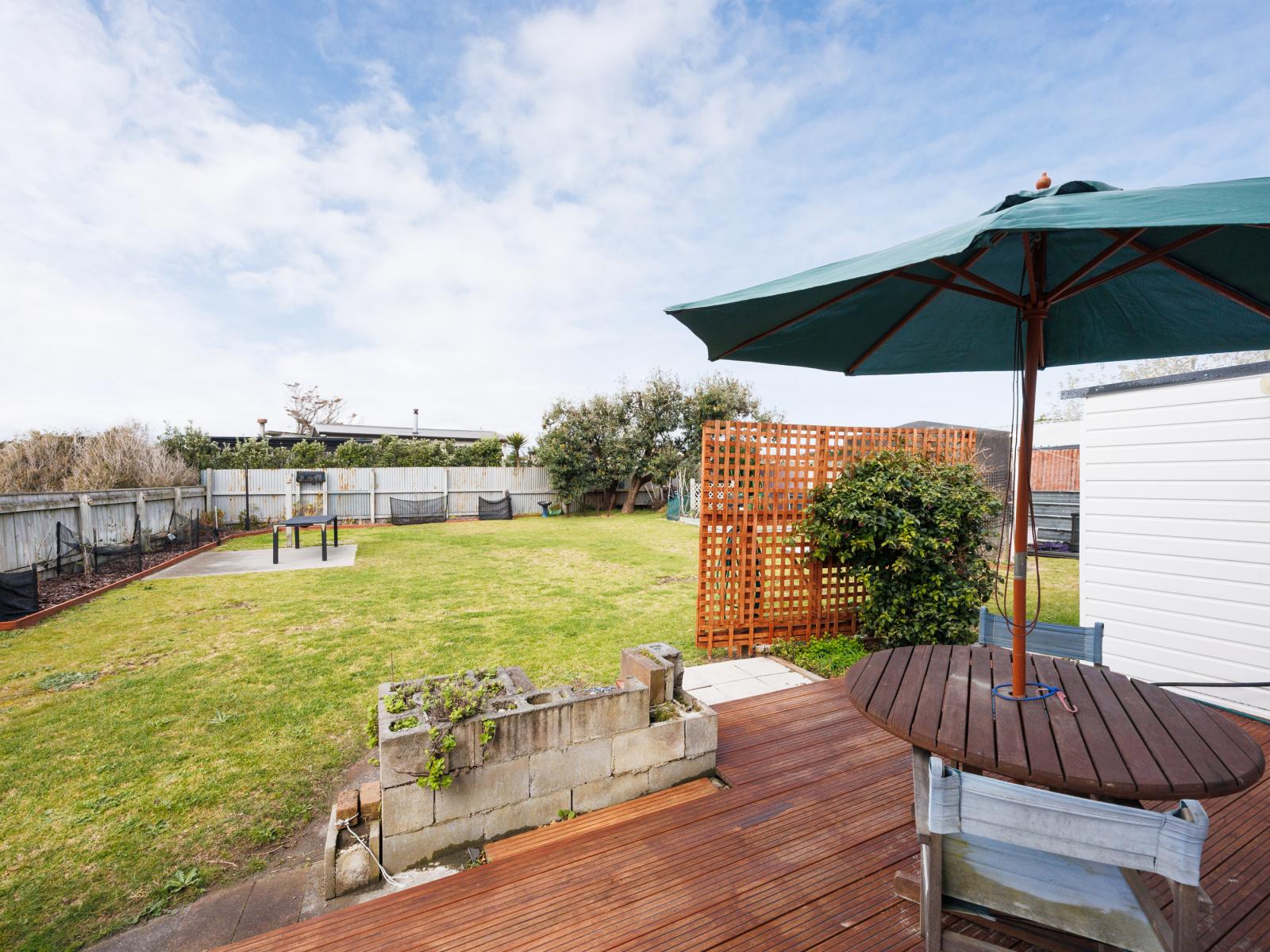 31 Hunia Terrace, Himatangi Beach