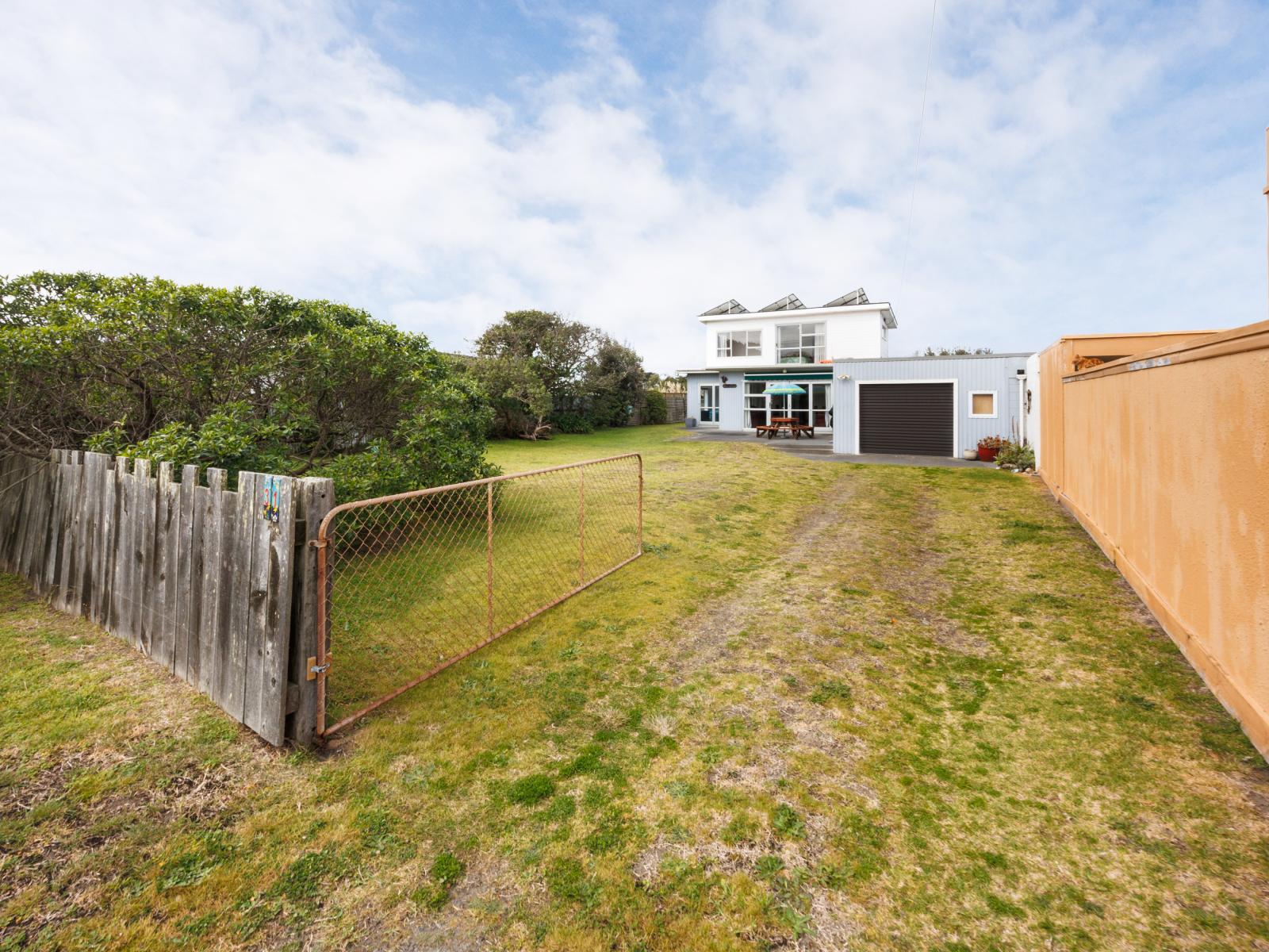 31 Hunia Terrace, Himatangi Beach