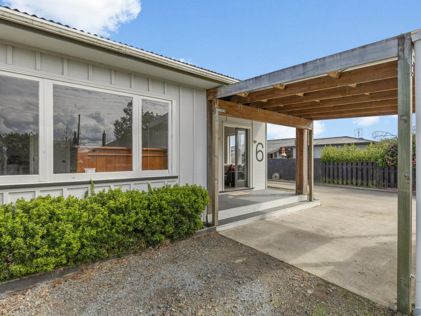 6 Cambridge Street, Putaruru