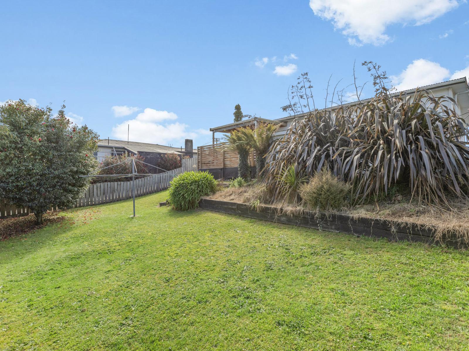 6 Cambridge Street, Putaruru