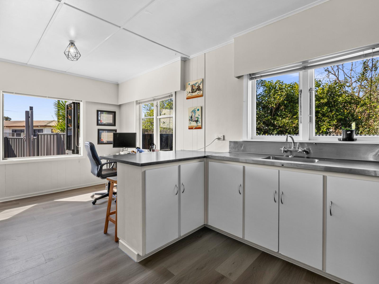 21 Darwin Crescent, Maraenui