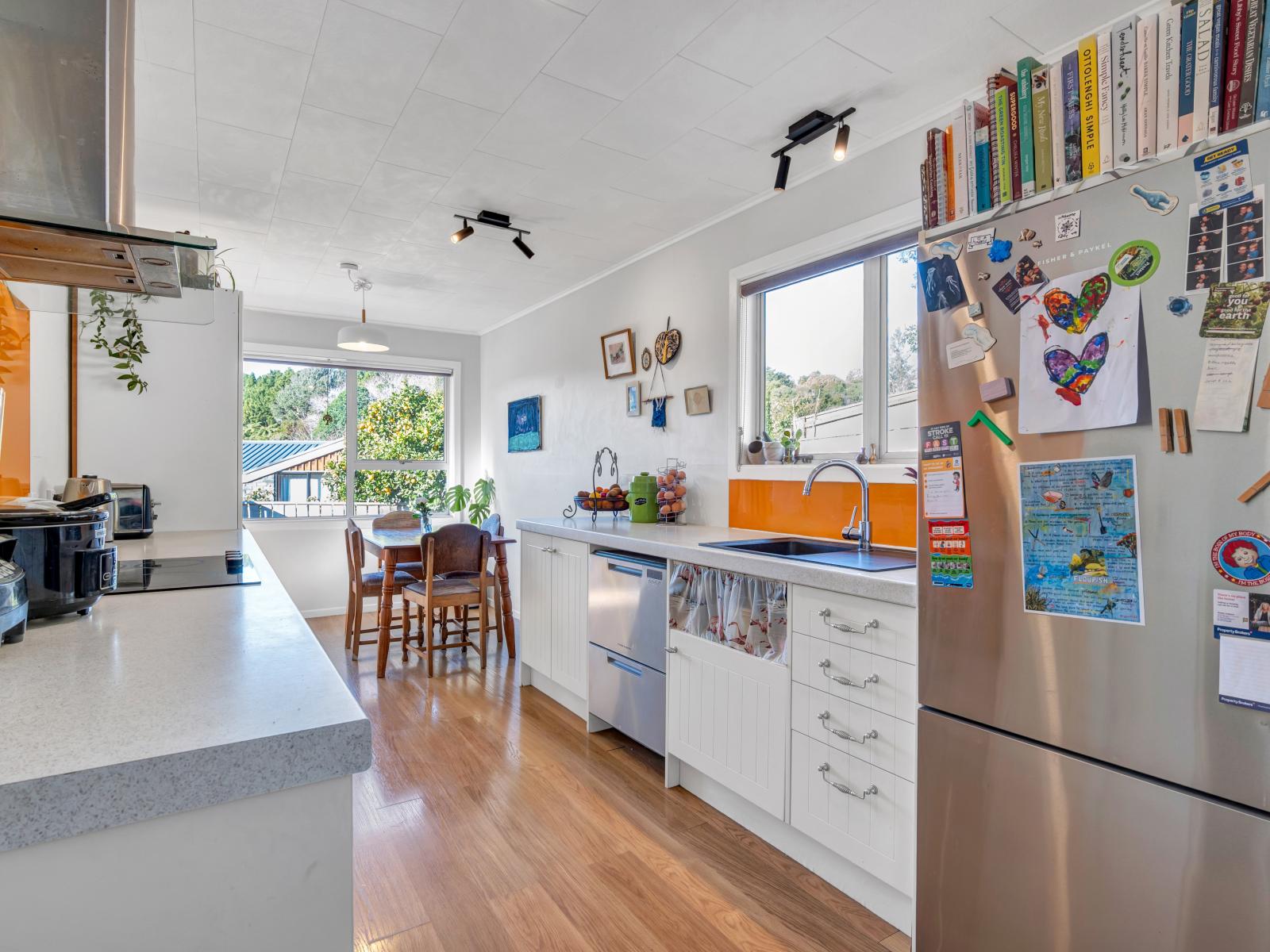 5a Marina Grove, Frankleigh Park