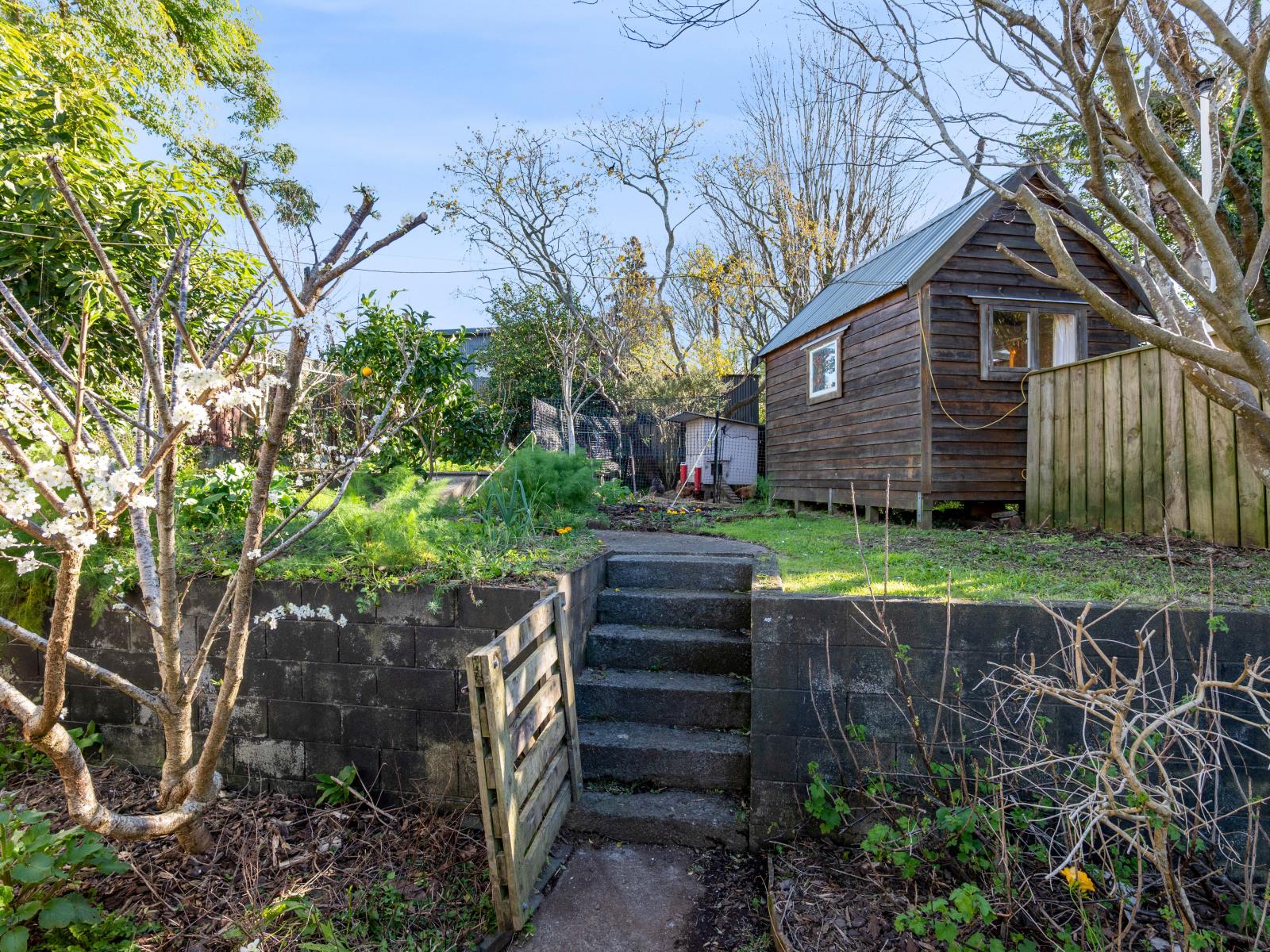 5a Marina Grove, Frankleigh Park