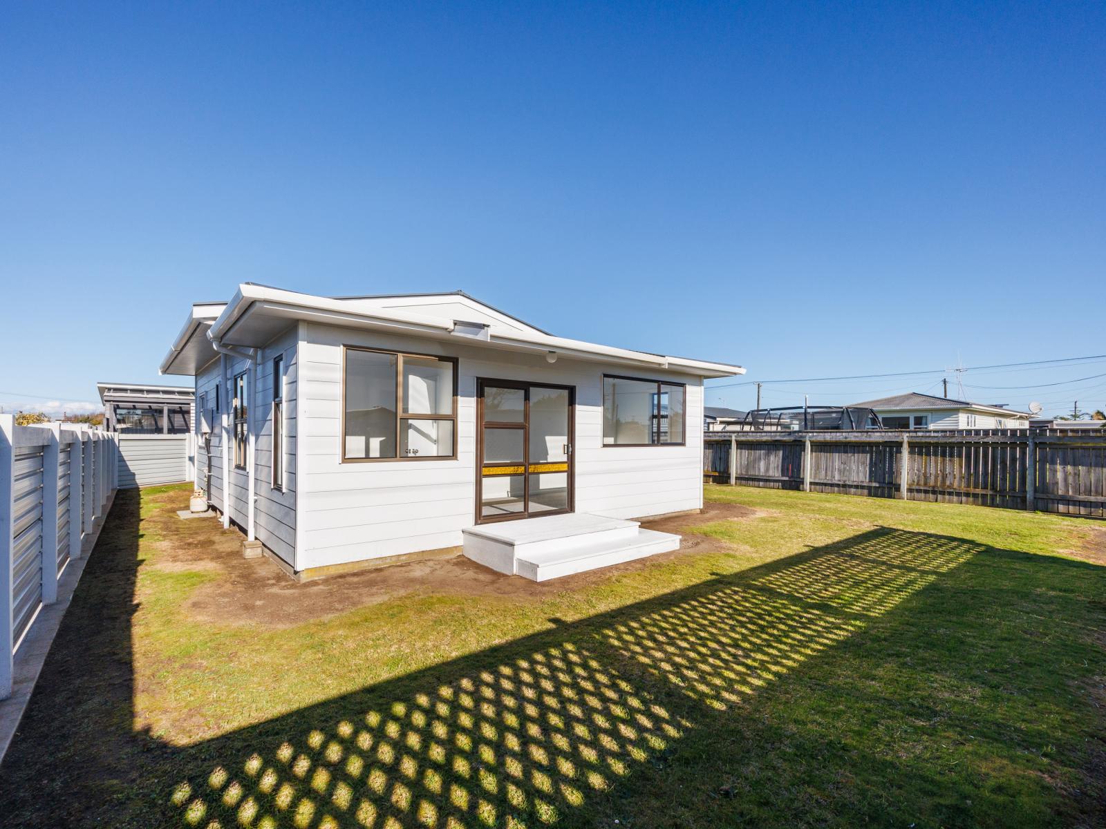 1 Warren Street, Foxton Beach