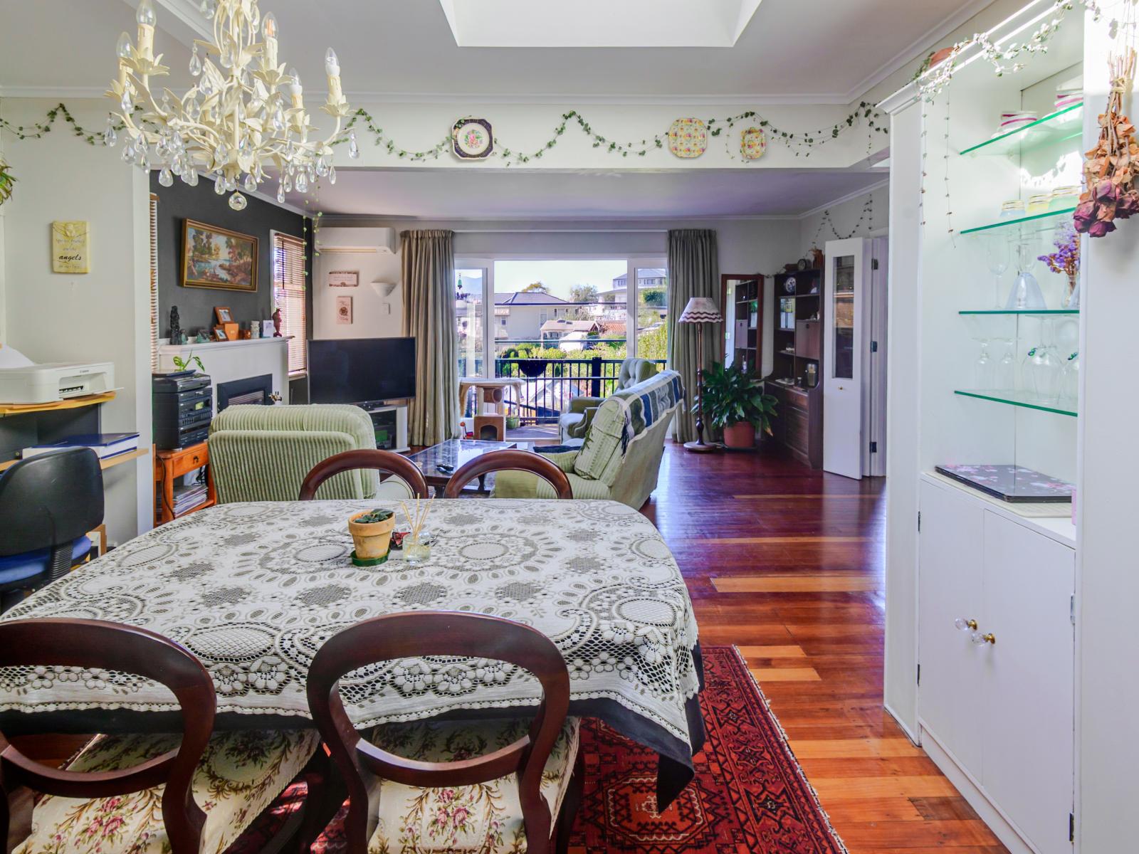 16 Spencer Road, Hospital Hill