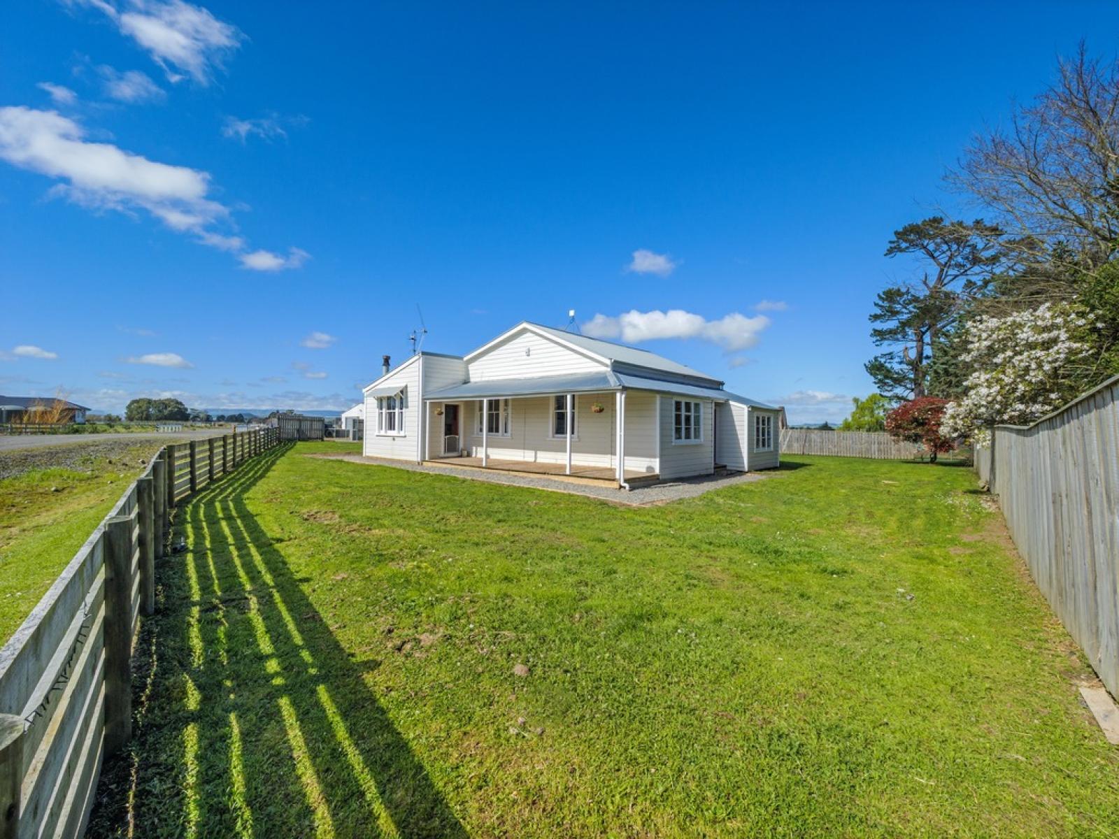 12 Latha Grove, Woodville