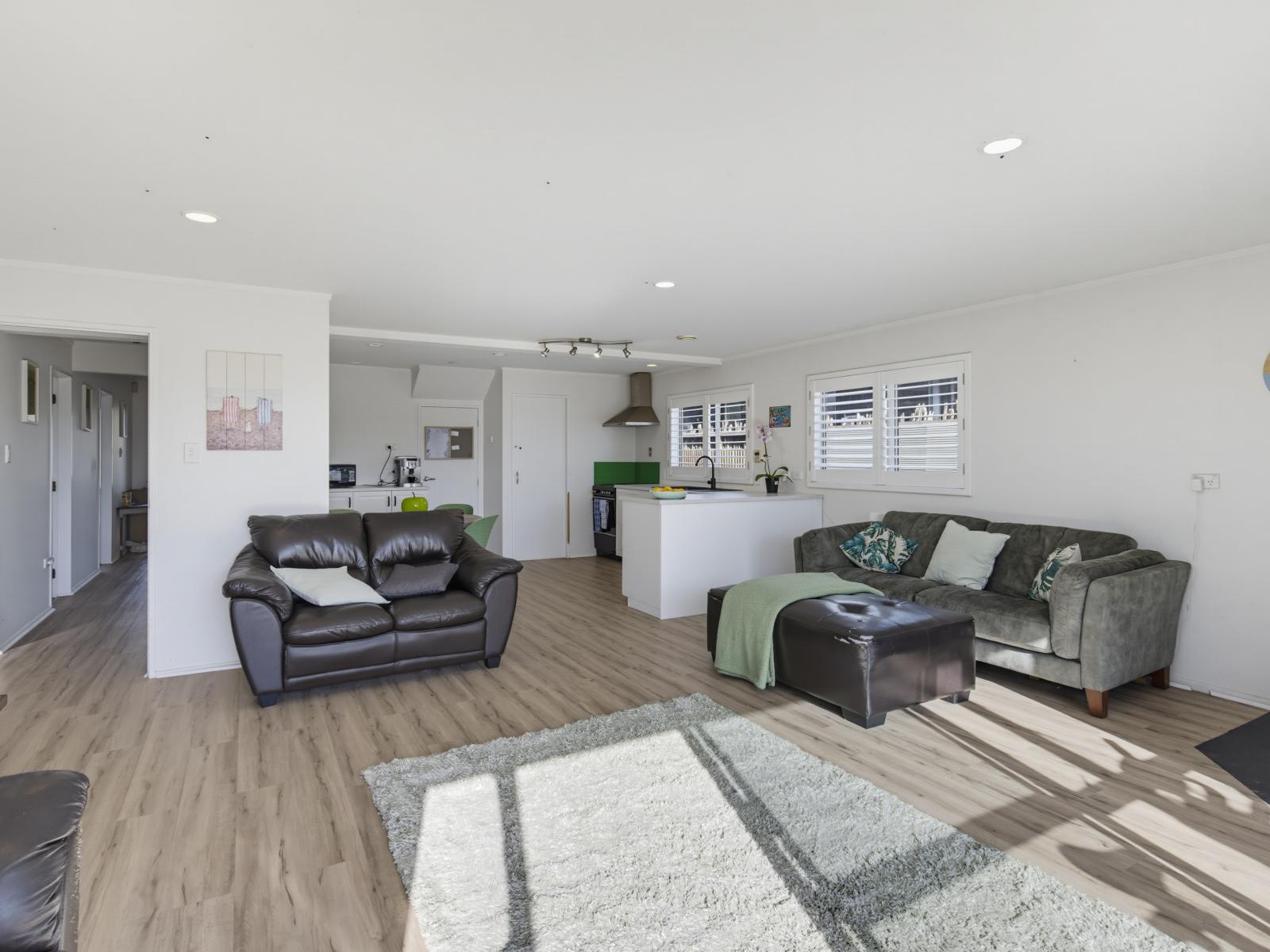 11 Rodney Avenue, Te Horo Beach