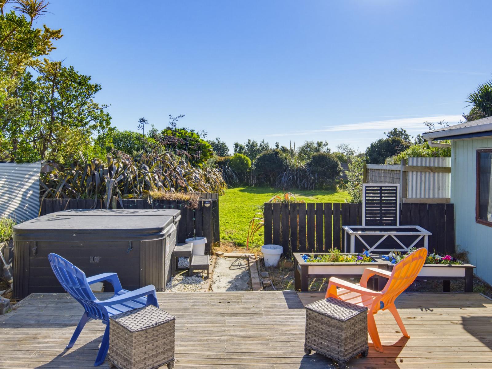 11 Rodney Avenue, Te Horo Beach