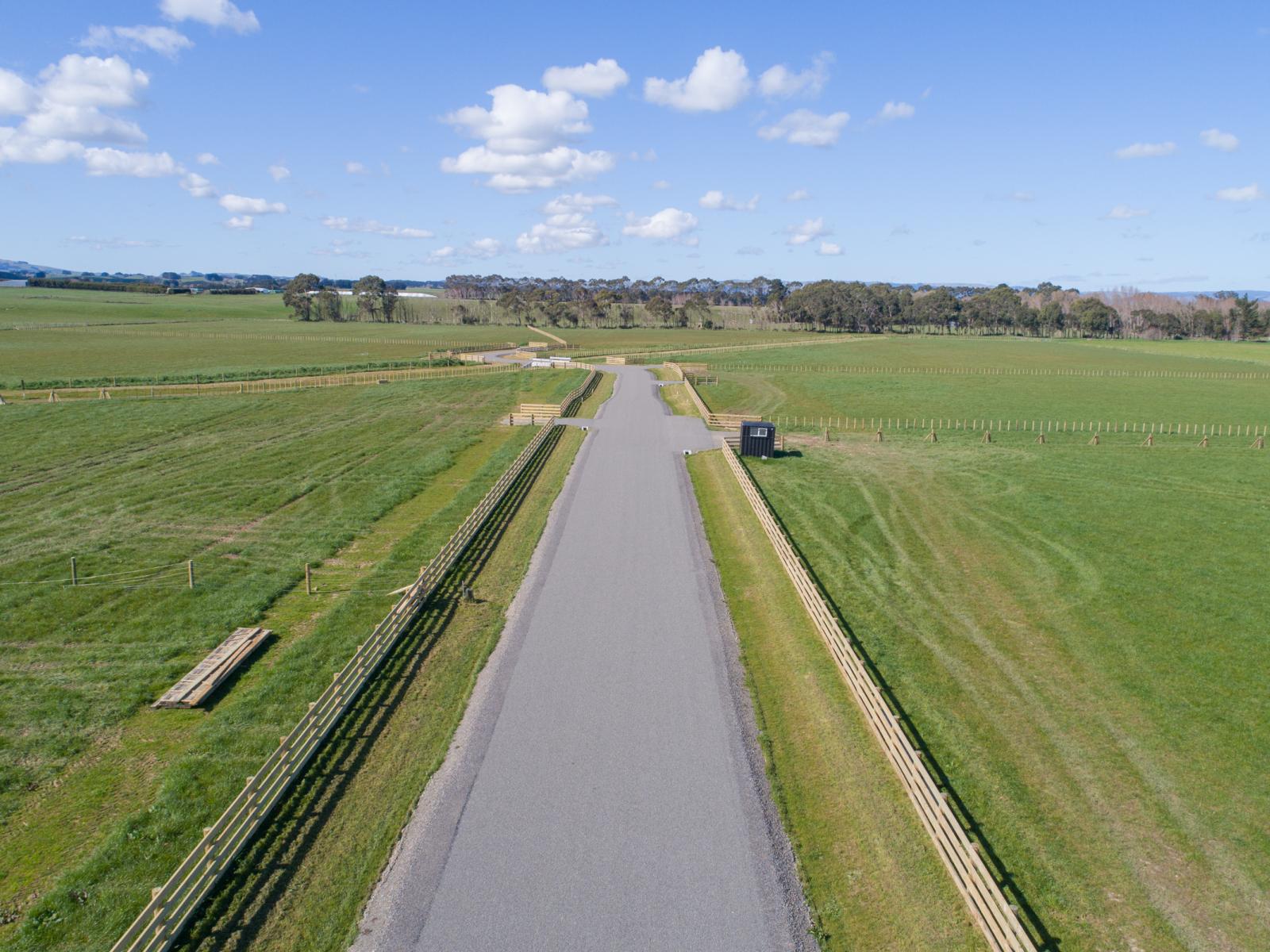 4 Tirohanga Lane, Aorangi