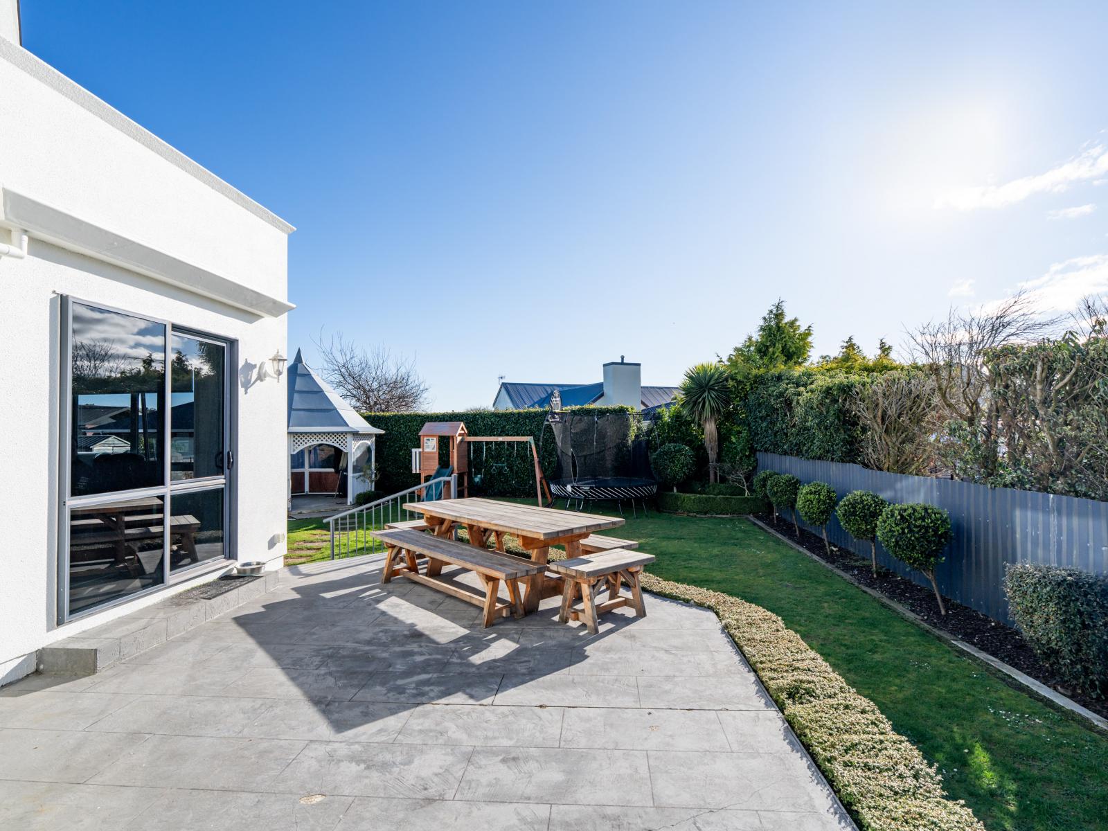 712 Queens Drive, Waikiwi