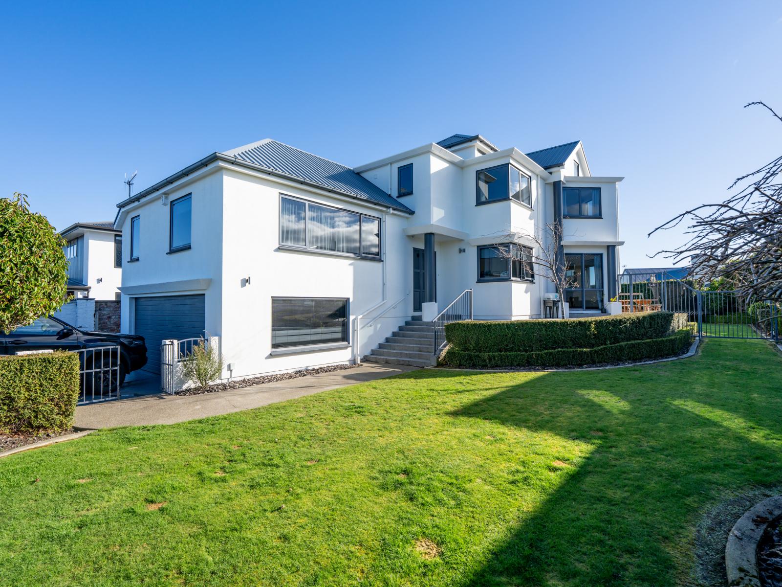 712 Queens Drive, Waikiwi