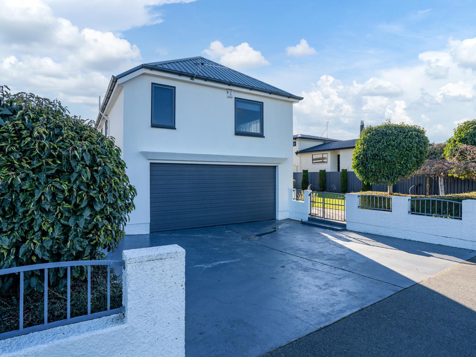 712 Queens Drive, Waikiwi