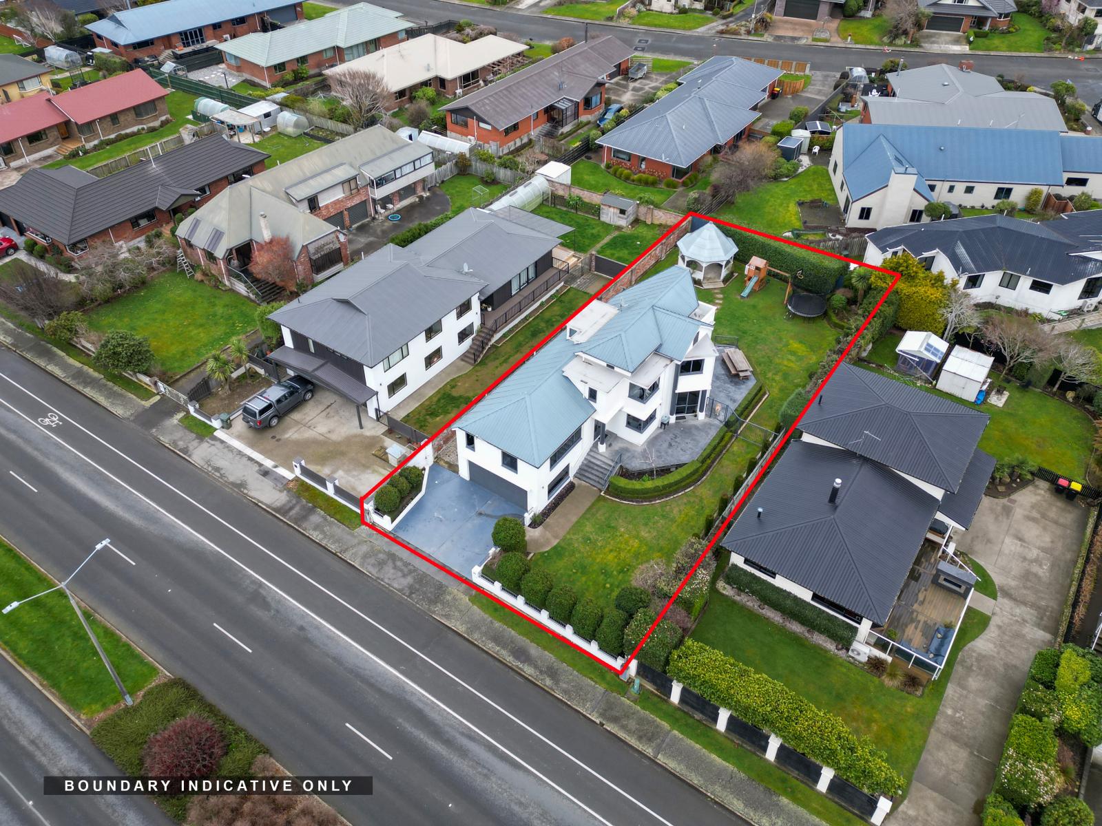 712 Queens Drive, Waikiwi