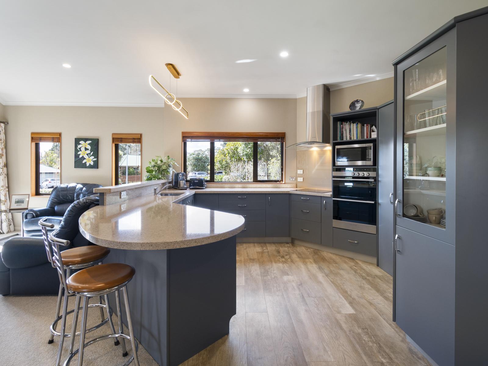 33 Cashmere Drive, Fitzherbert