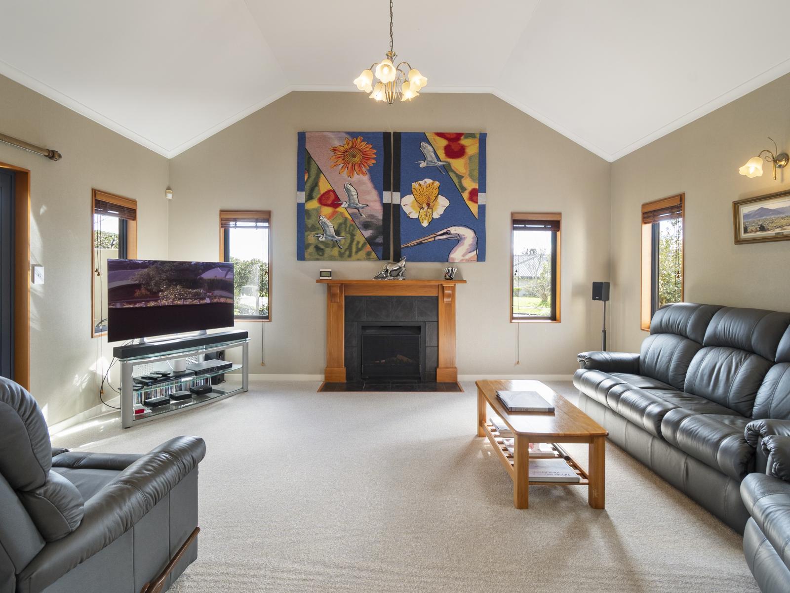 33 Cashmere Drive, Fitzherbert