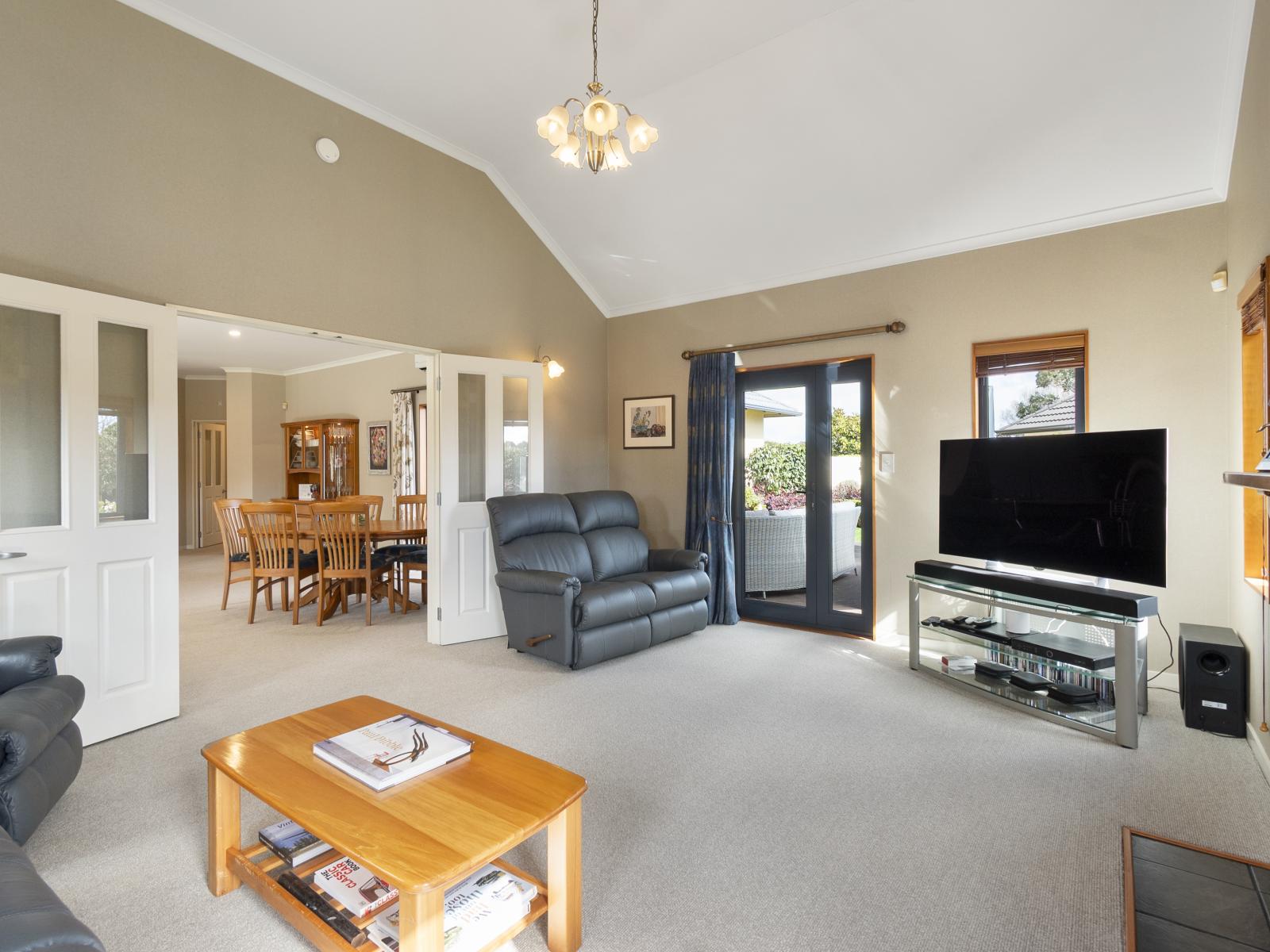 33 Cashmere Drive, Fitzherbert