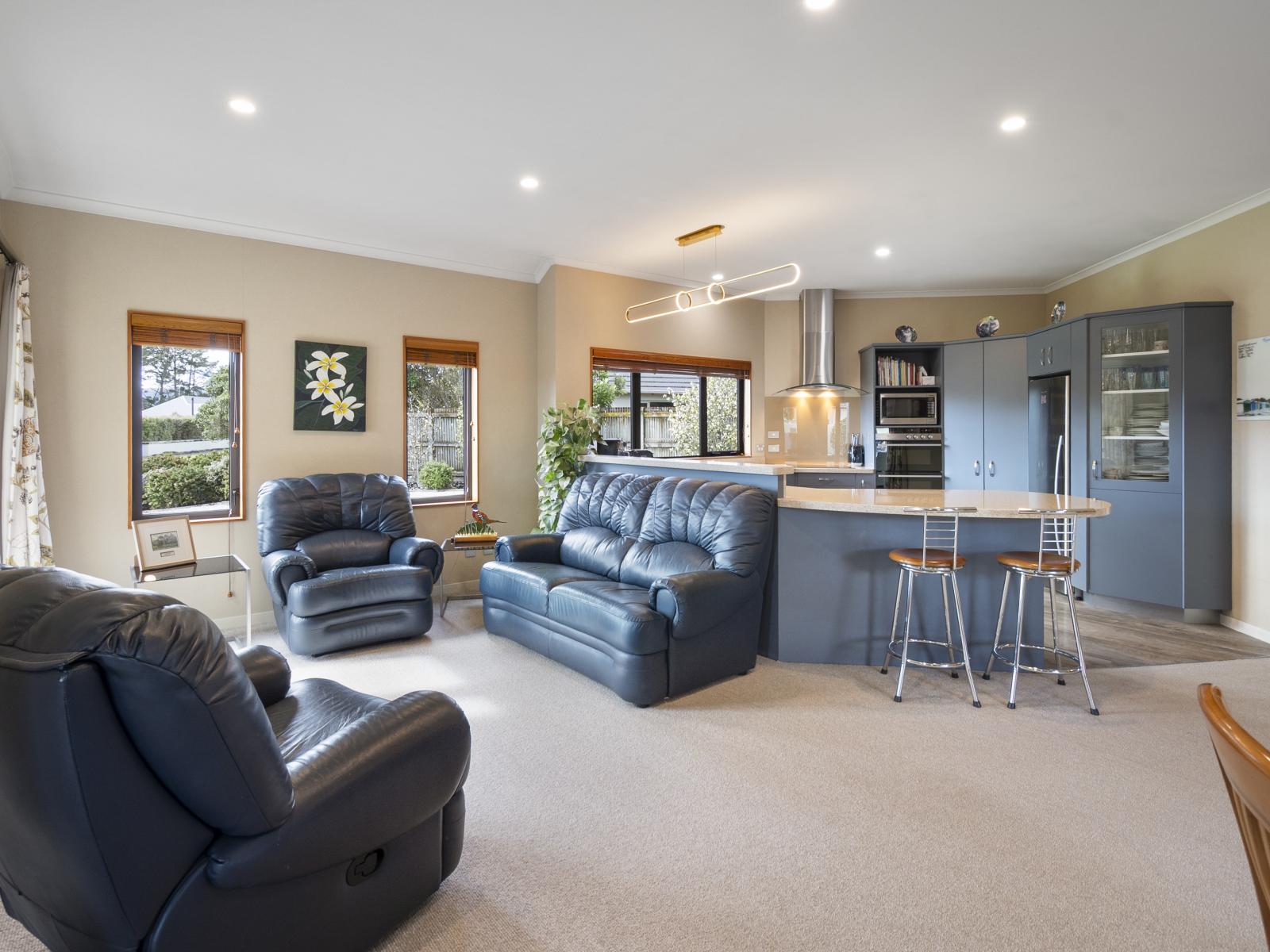 33 Cashmere Drive, Fitzherbert