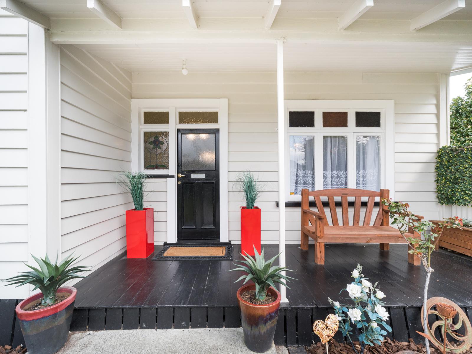 12 Bryant Street, Takaro