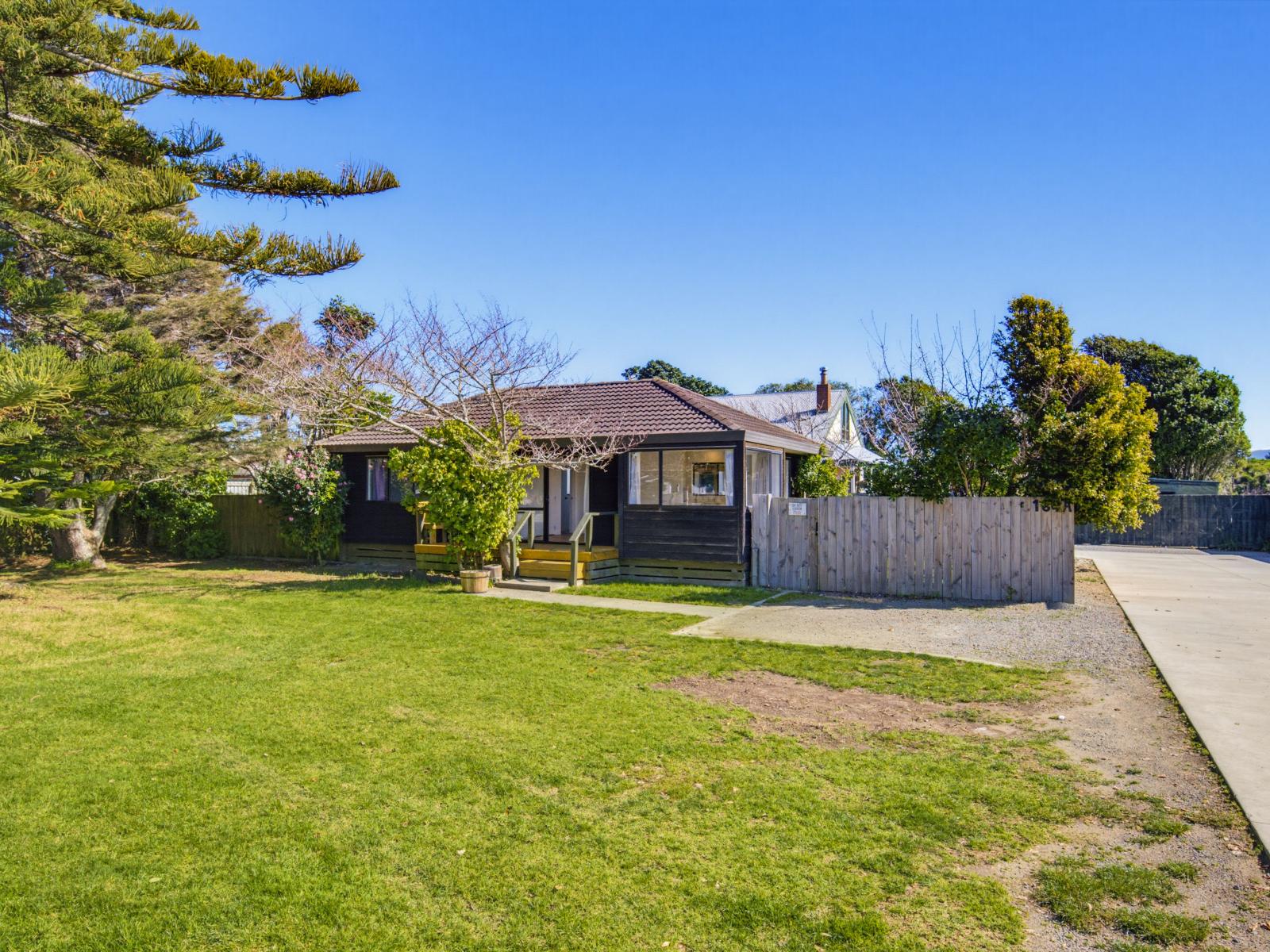 164A Te Moana Road, Waikanae