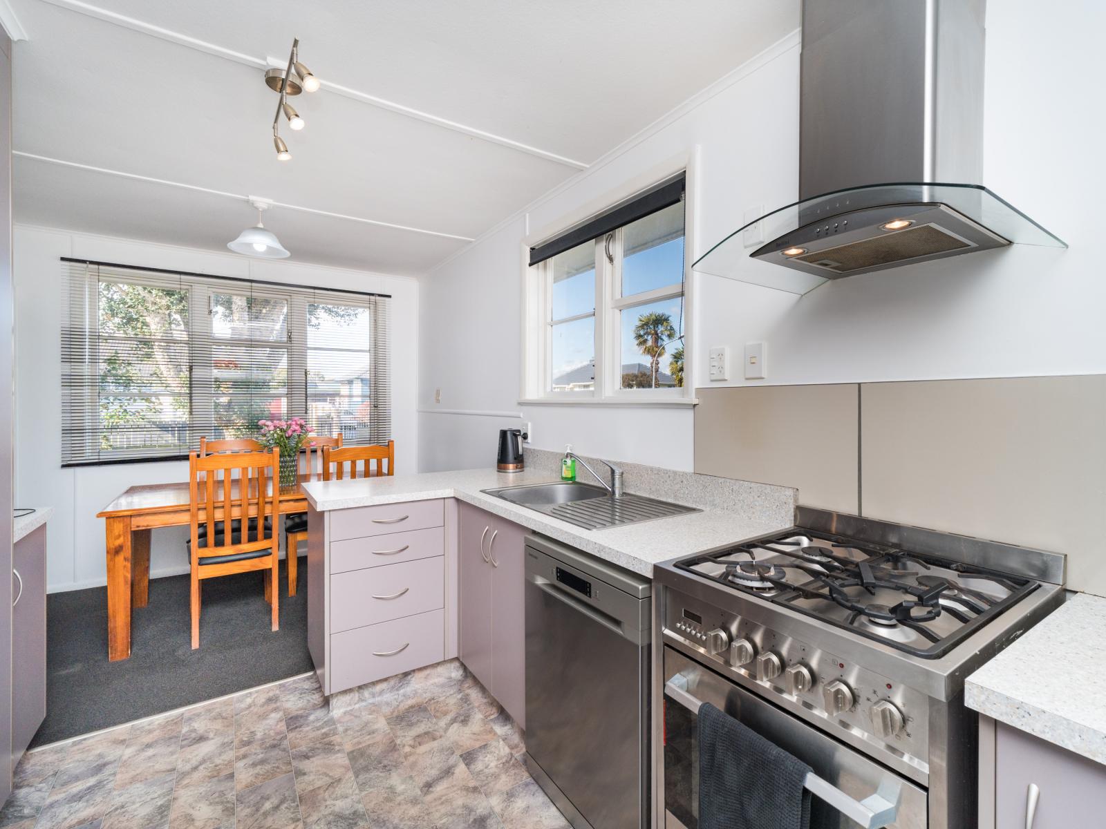 10 Cardiff Street, Awapuni