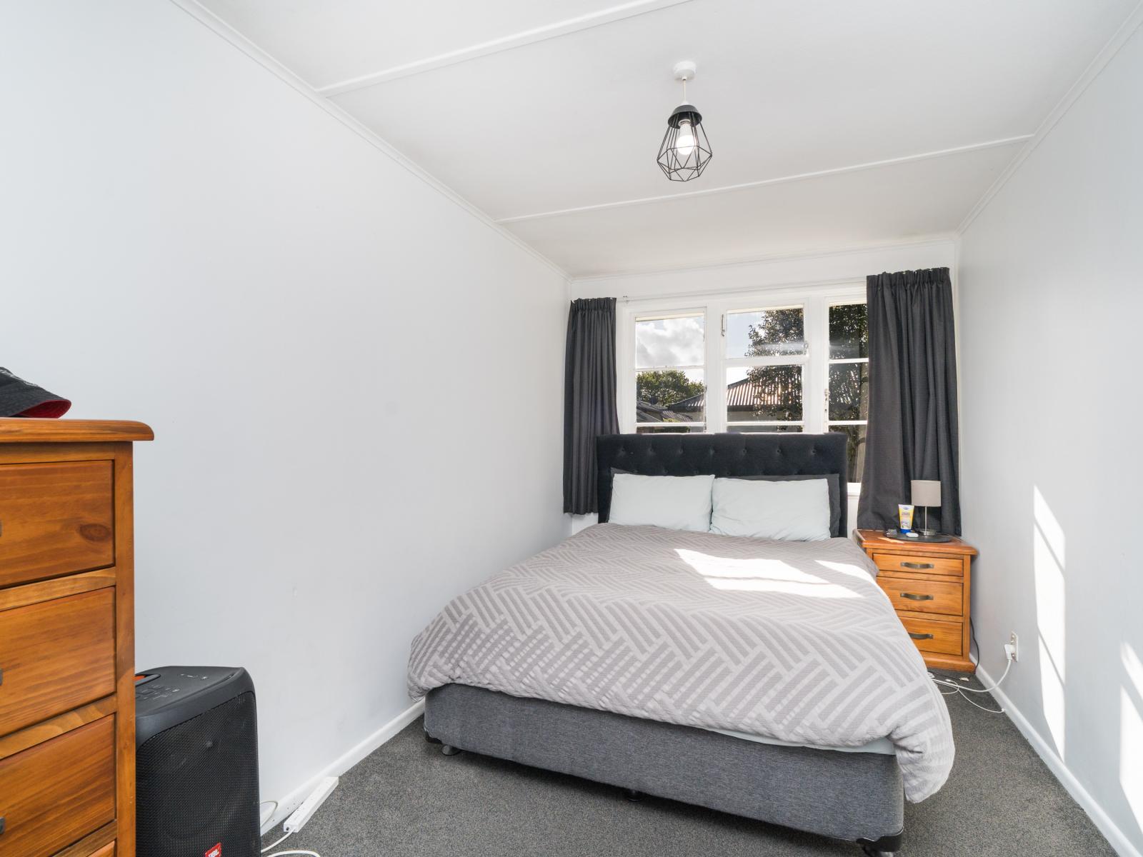 10 Cardiff Street, Awapuni