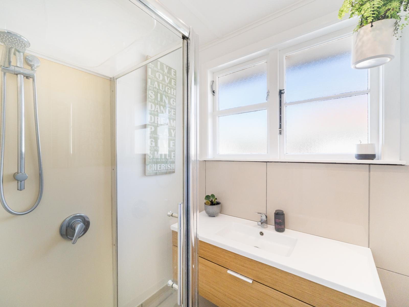 10 Cardiff Street, Awapuni