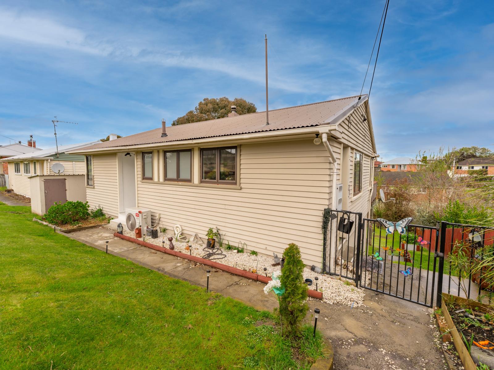 40 Tyne Street, Marchwiel