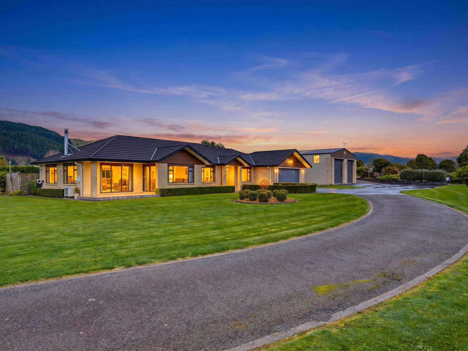 53 Pohutukawa Drive, Levin