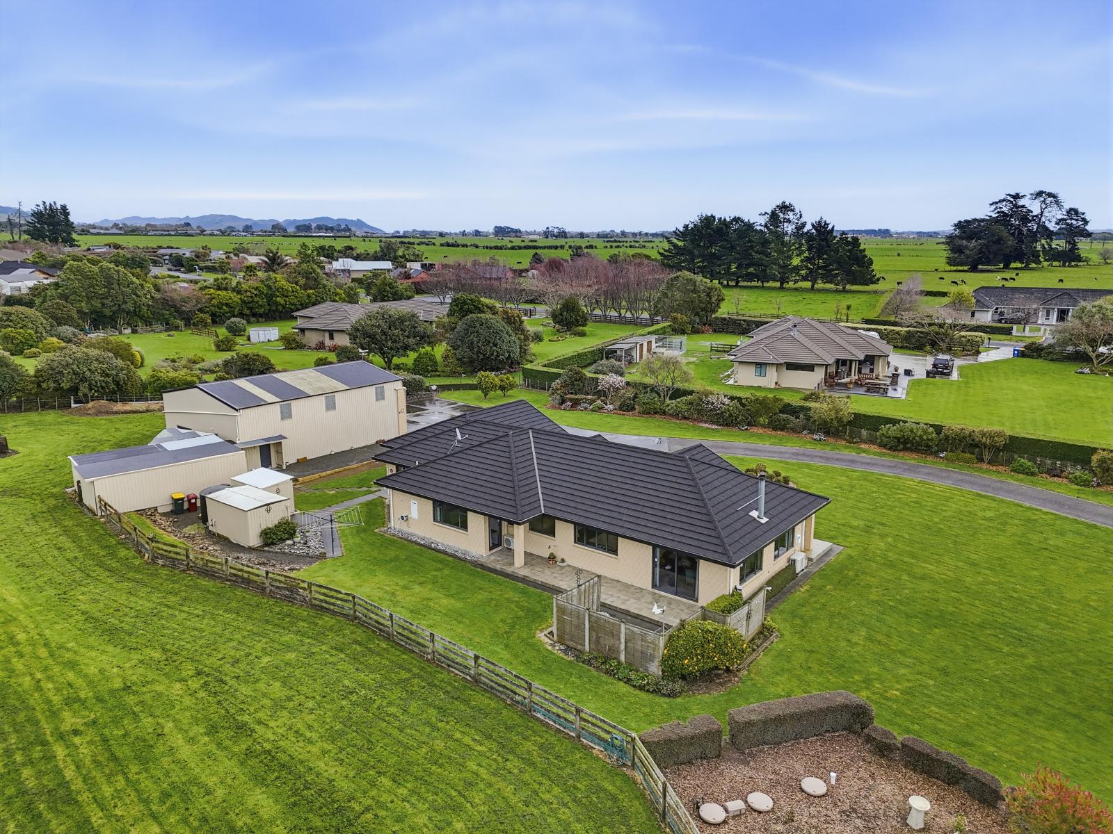 53 Pohutukawa Drive, Levin